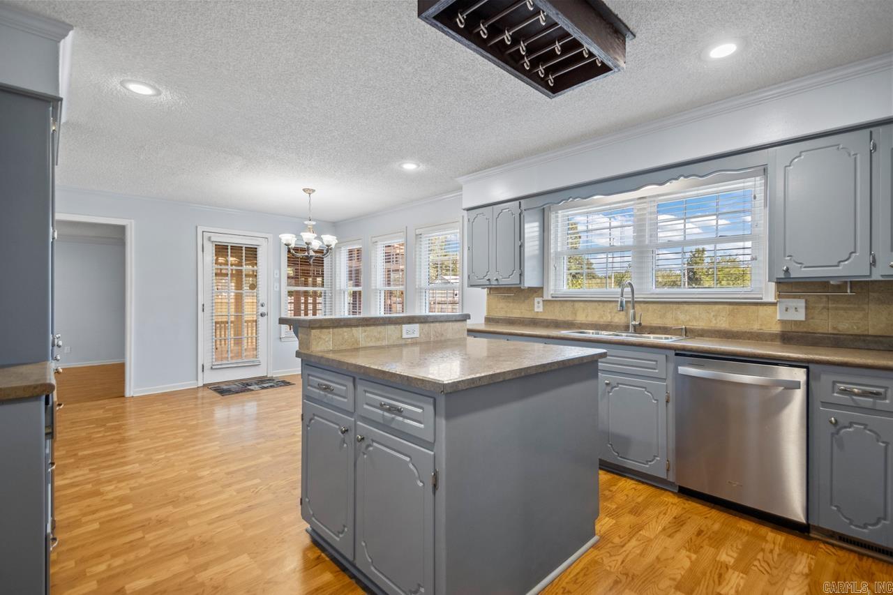 1406 Coolhurst  Sherwood, AR