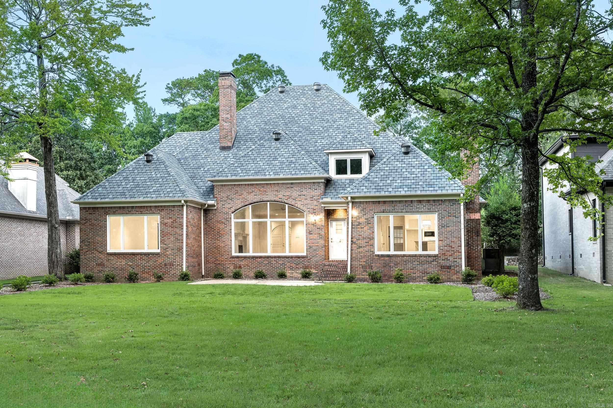 22 Avignon Drive Little Rock, AR 72223