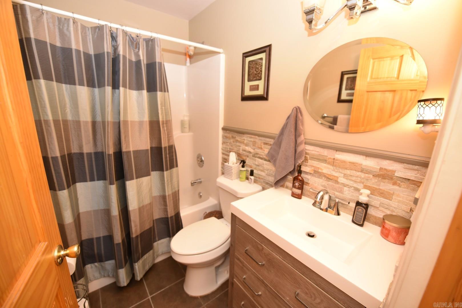244 Lynn Creek  Fairfield Bay, AR