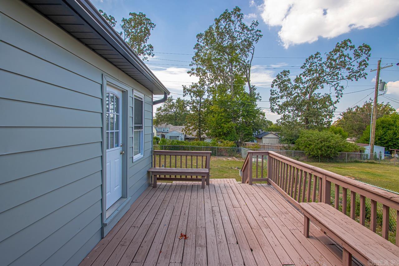 6609 Greenwood  Cammack Village, AR