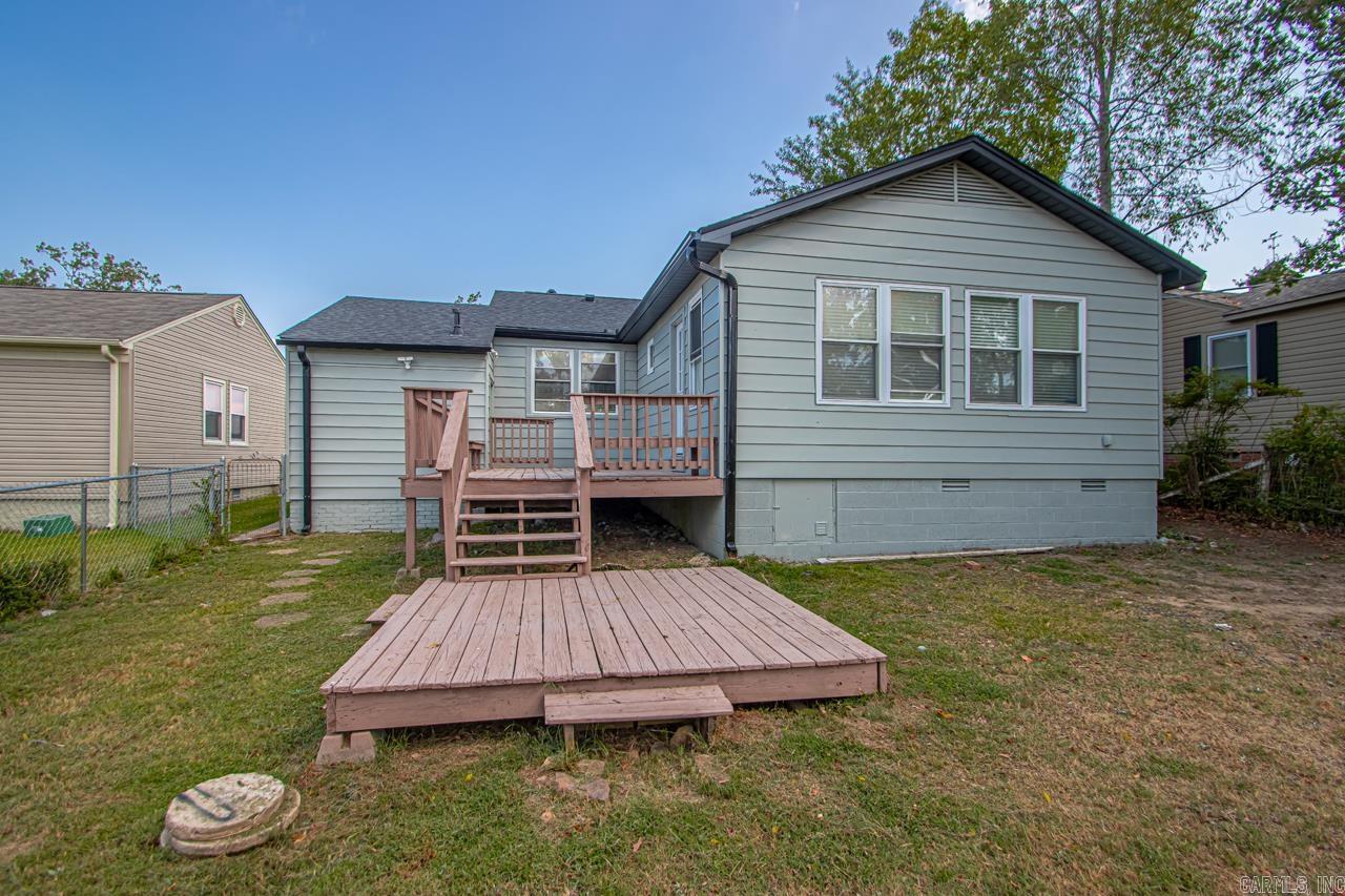 6609 Greenwood  Cammack Village, AR