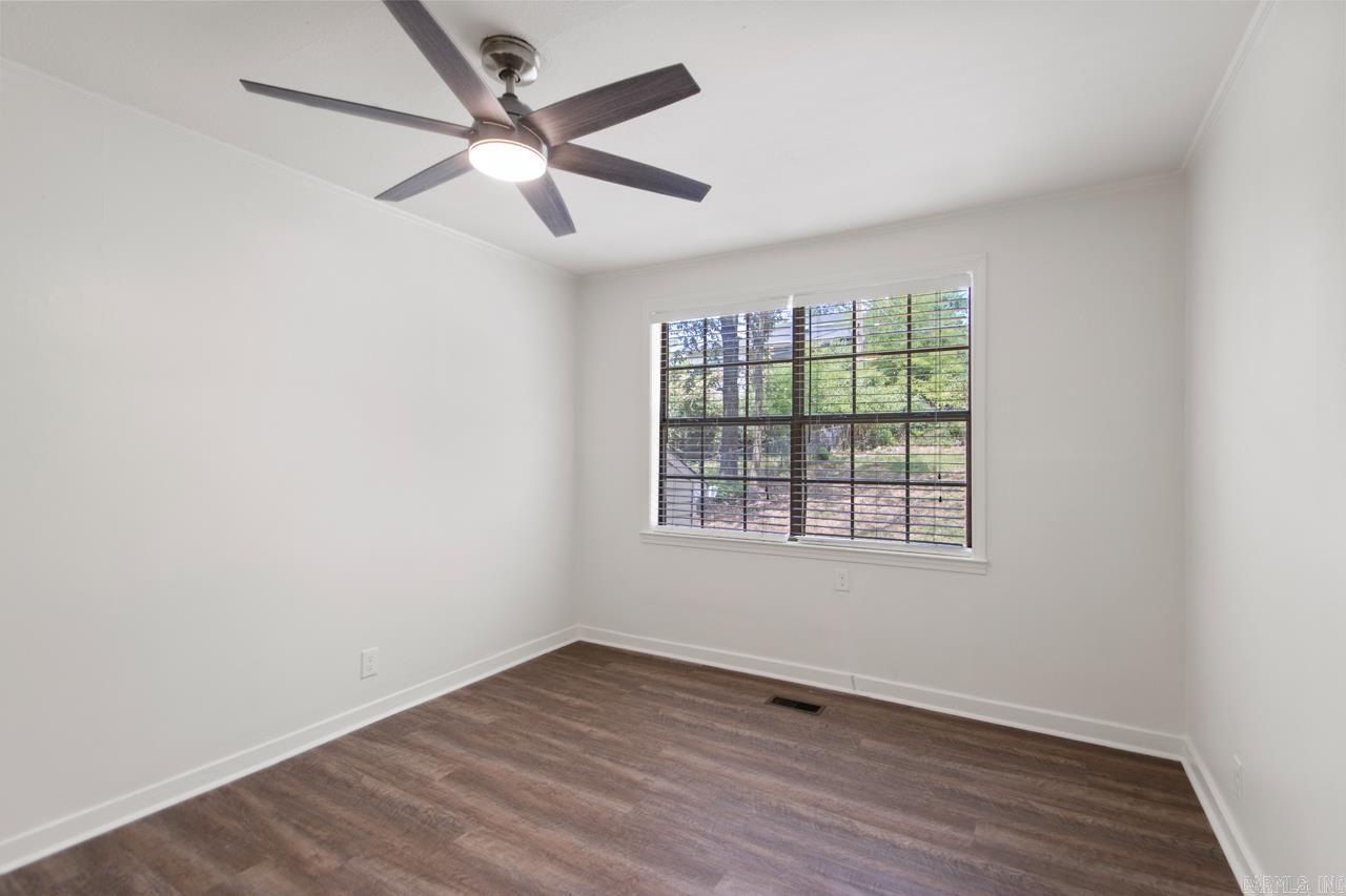 6712 Longwood  Cammack Village, AR