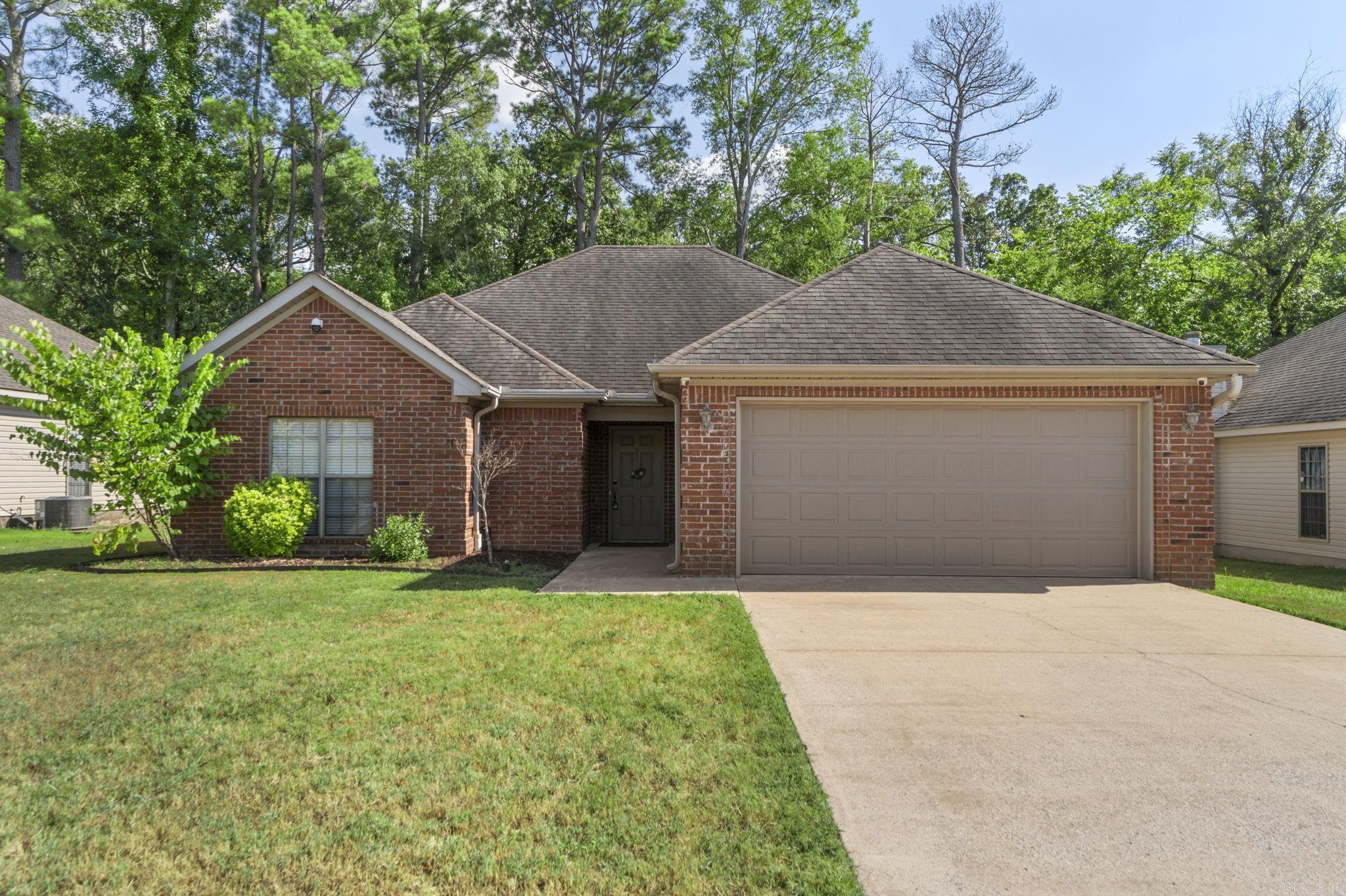 21 Crystalwood  Little Rock, AR