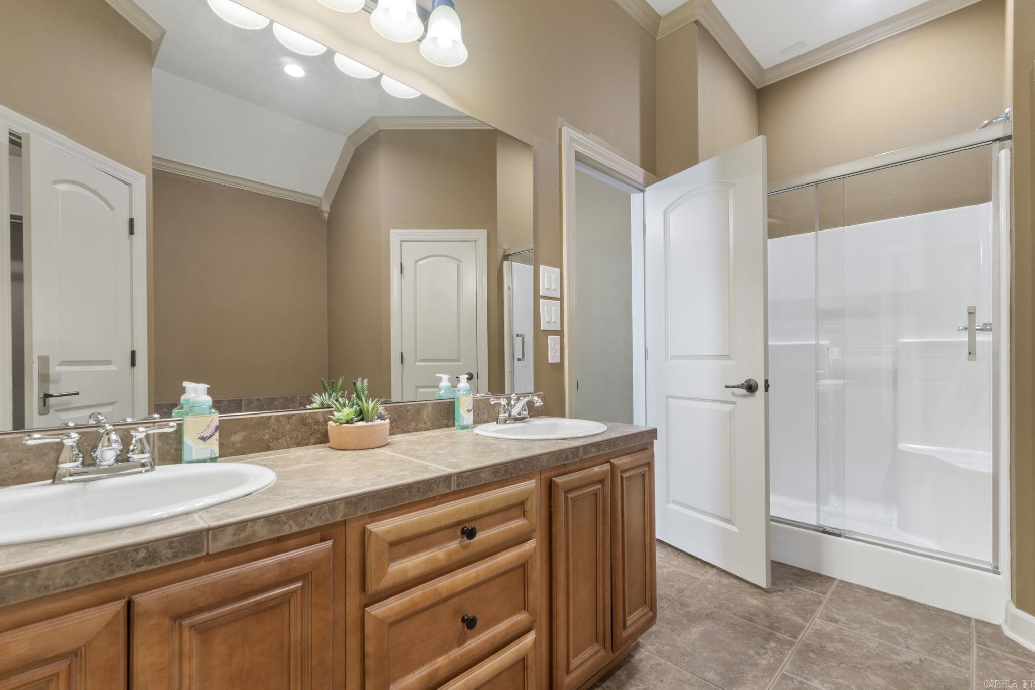 21 Crystalwood  Little Rock, AR