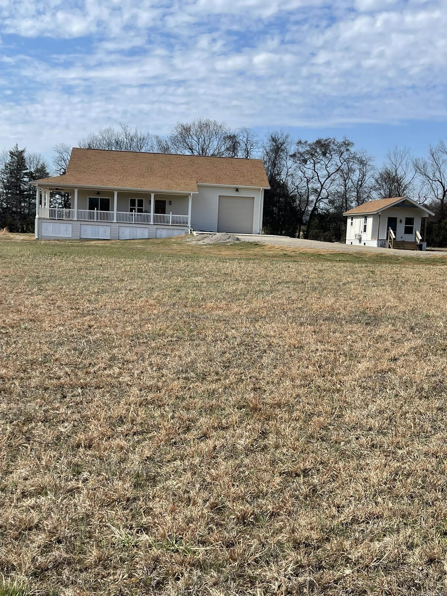 2055 E Church Street  Altus, AR