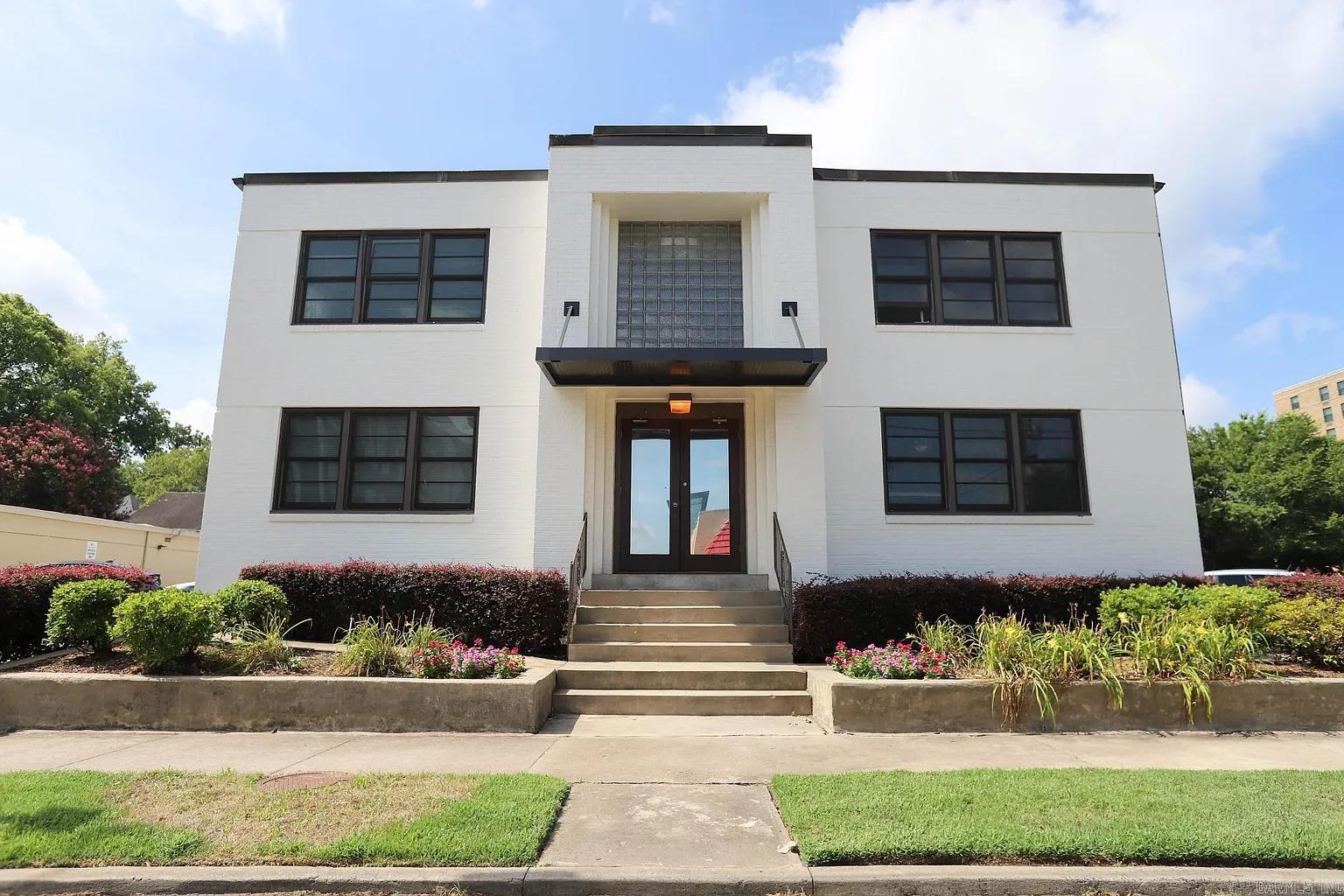 315 E 6th Street