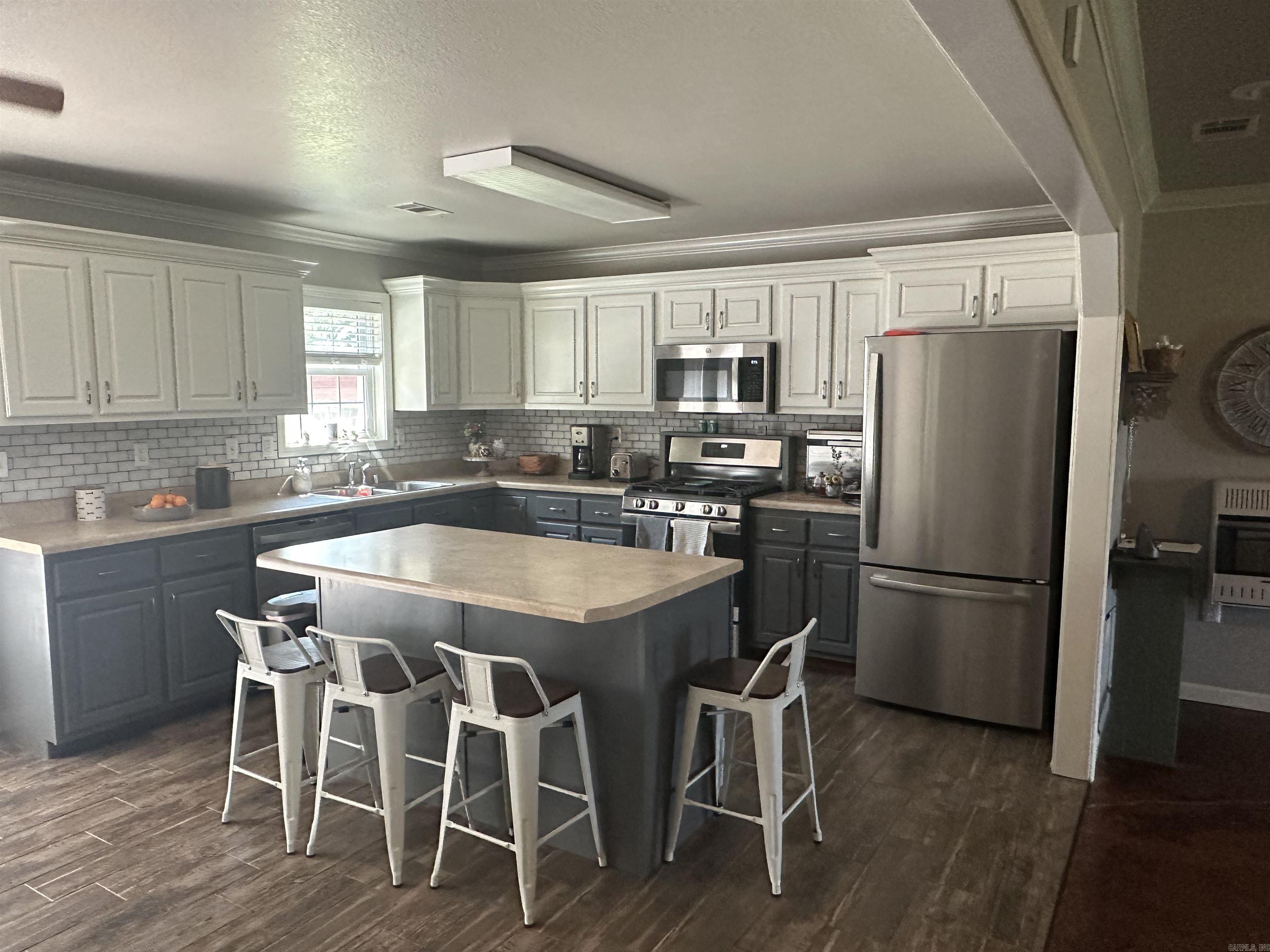 2010 Greenway Lane  Jonesboro, AR