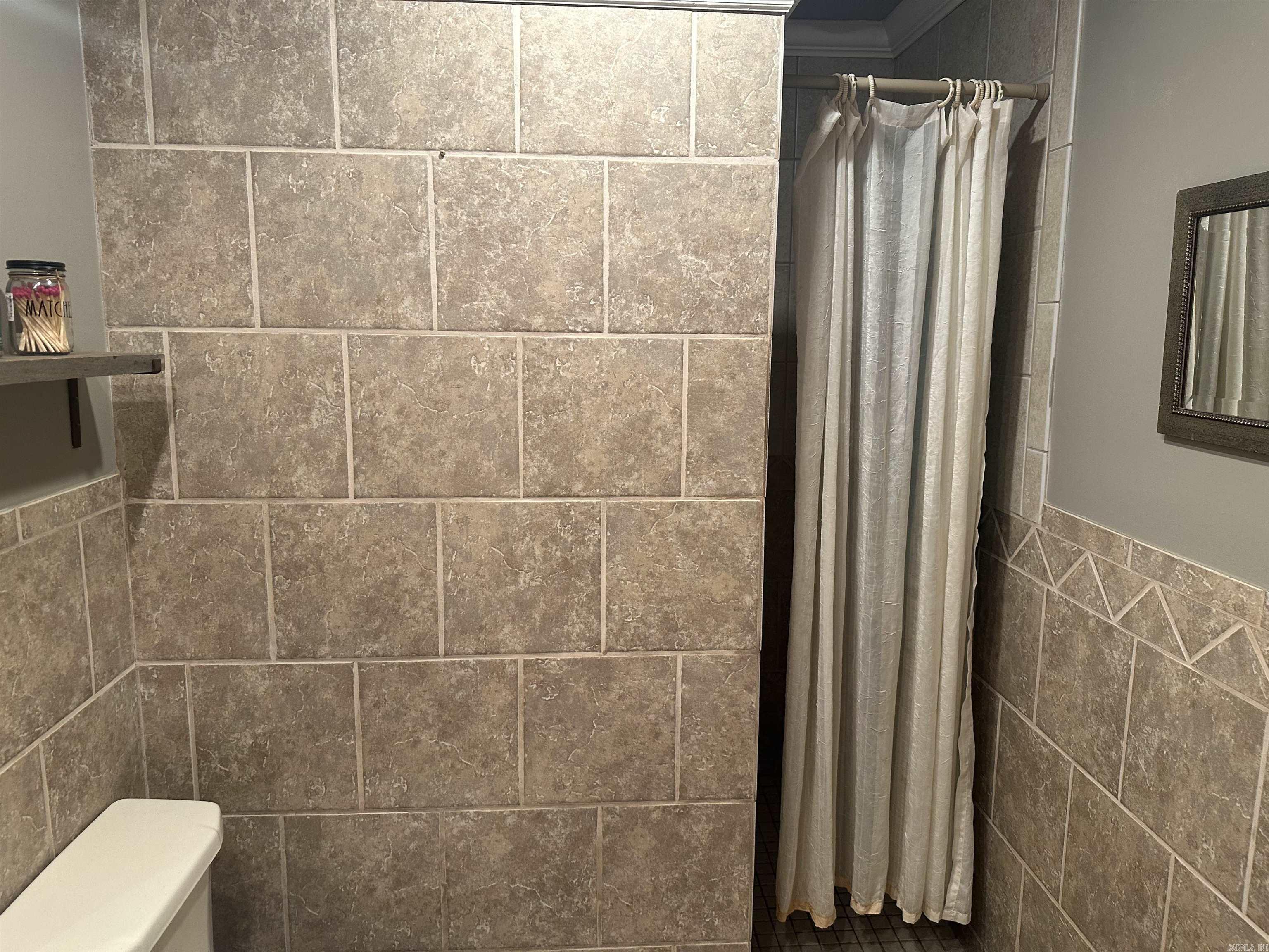 2010 Greenway Lane  Jonesboro, AR