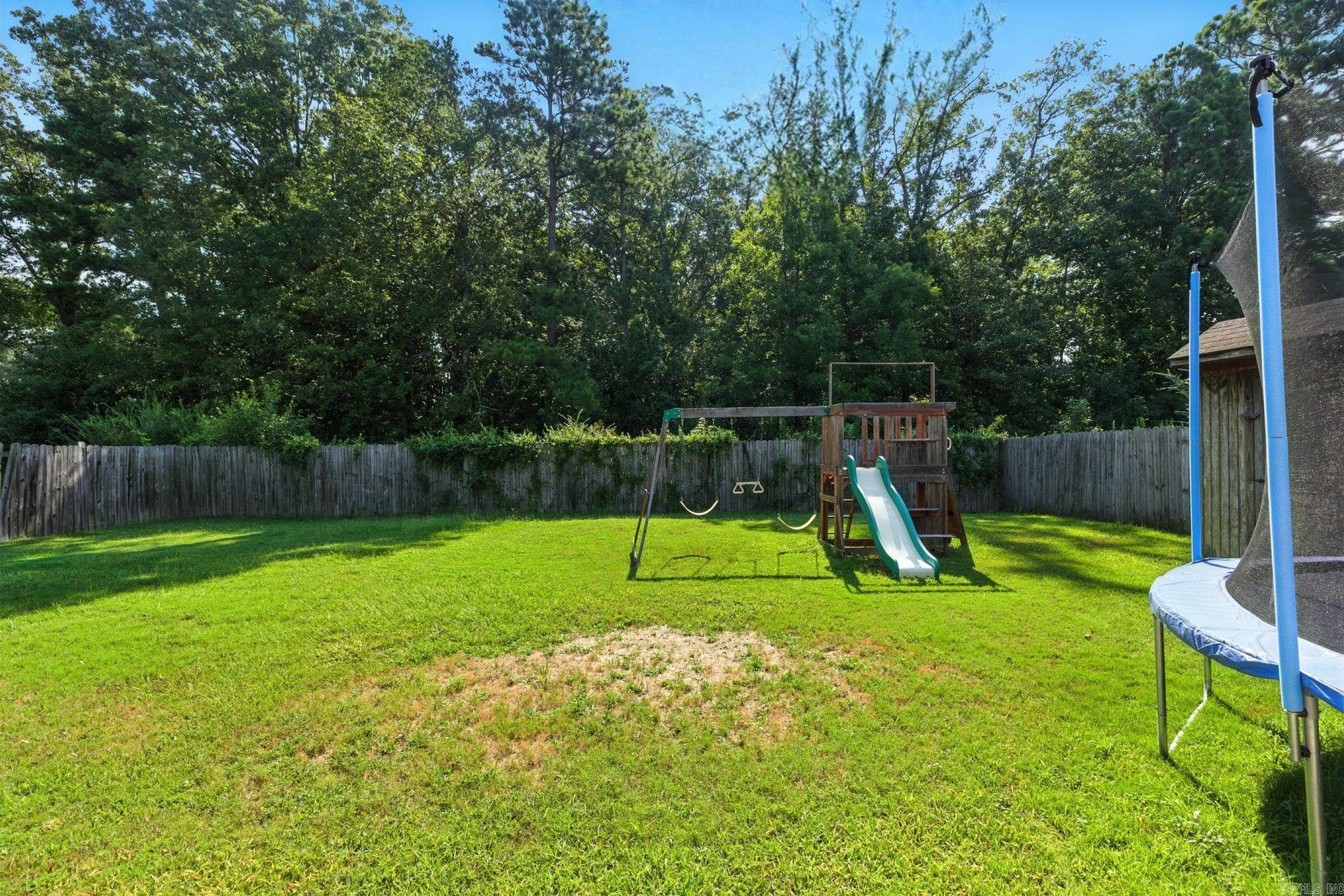 19 Castleton Dr  Ward, AR