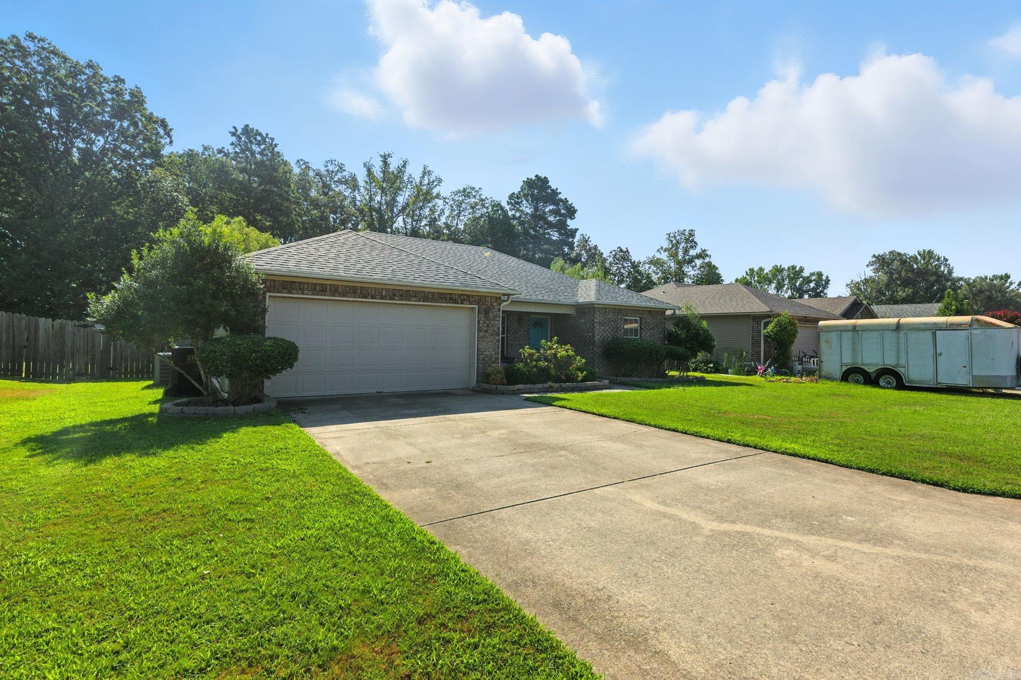 19 Castleton Dr  Ward, AR