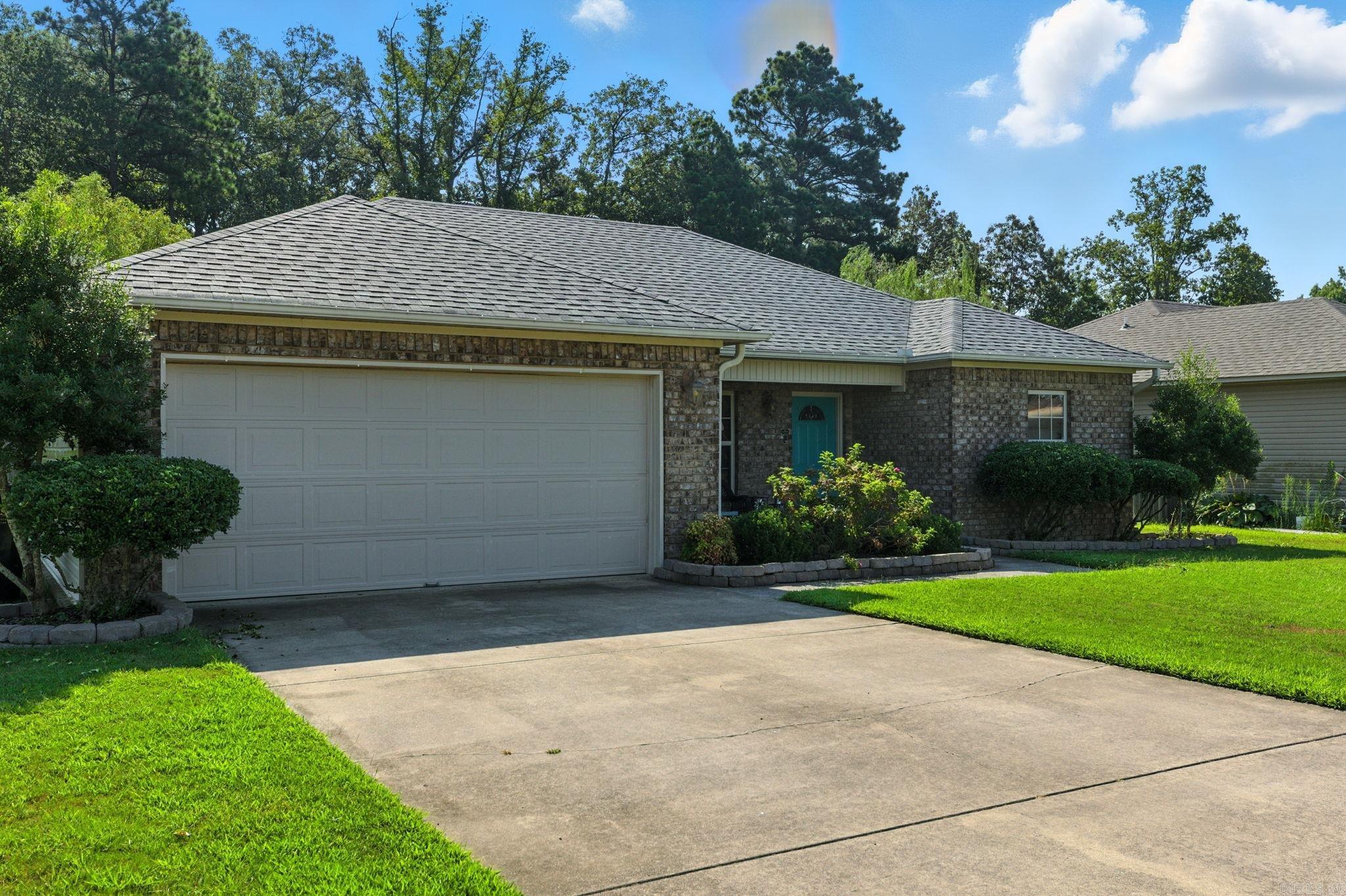 19 Castleton Dr  Ward, AR