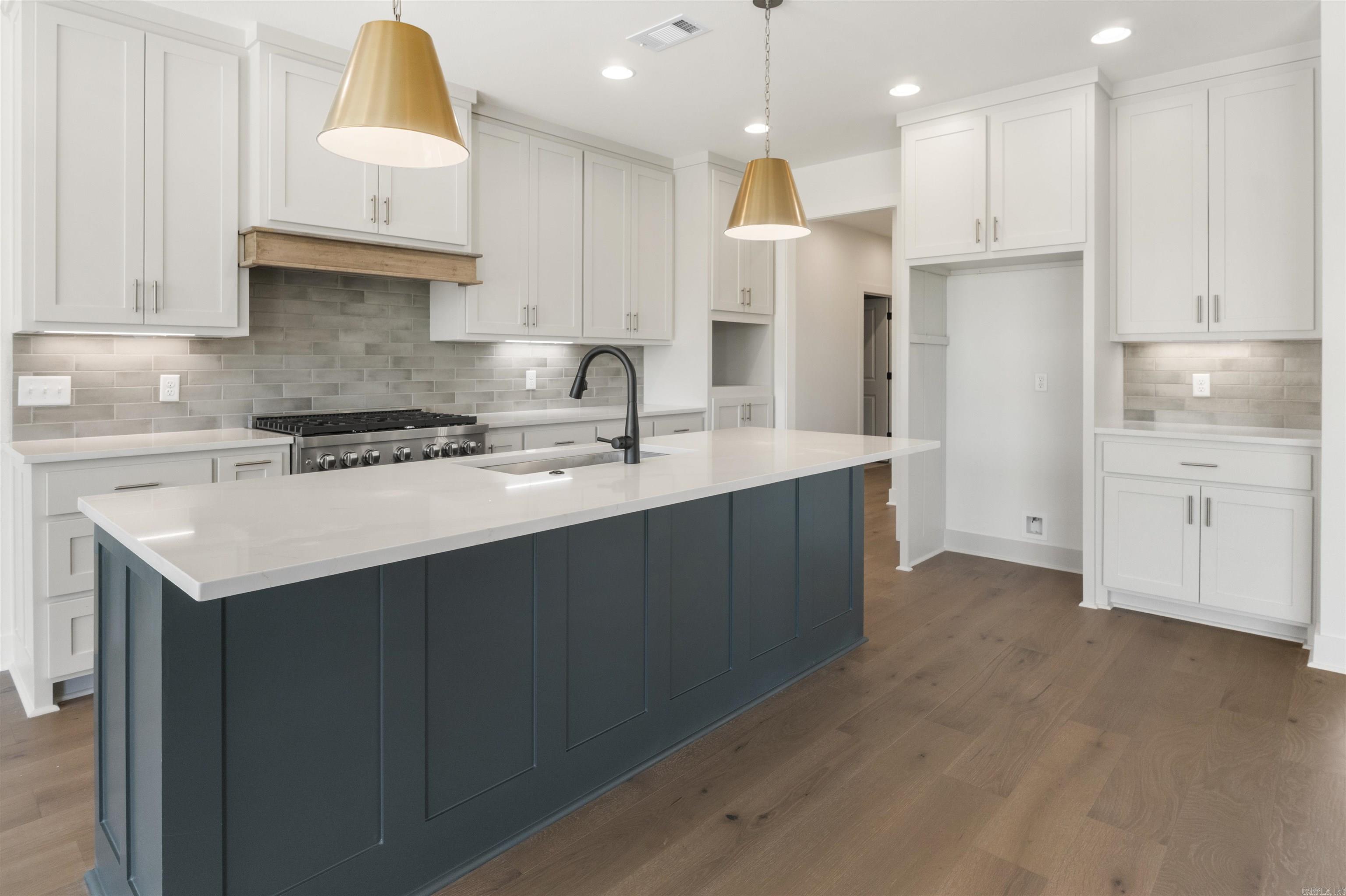 653 Glenwood Springs  Little Rock, AR