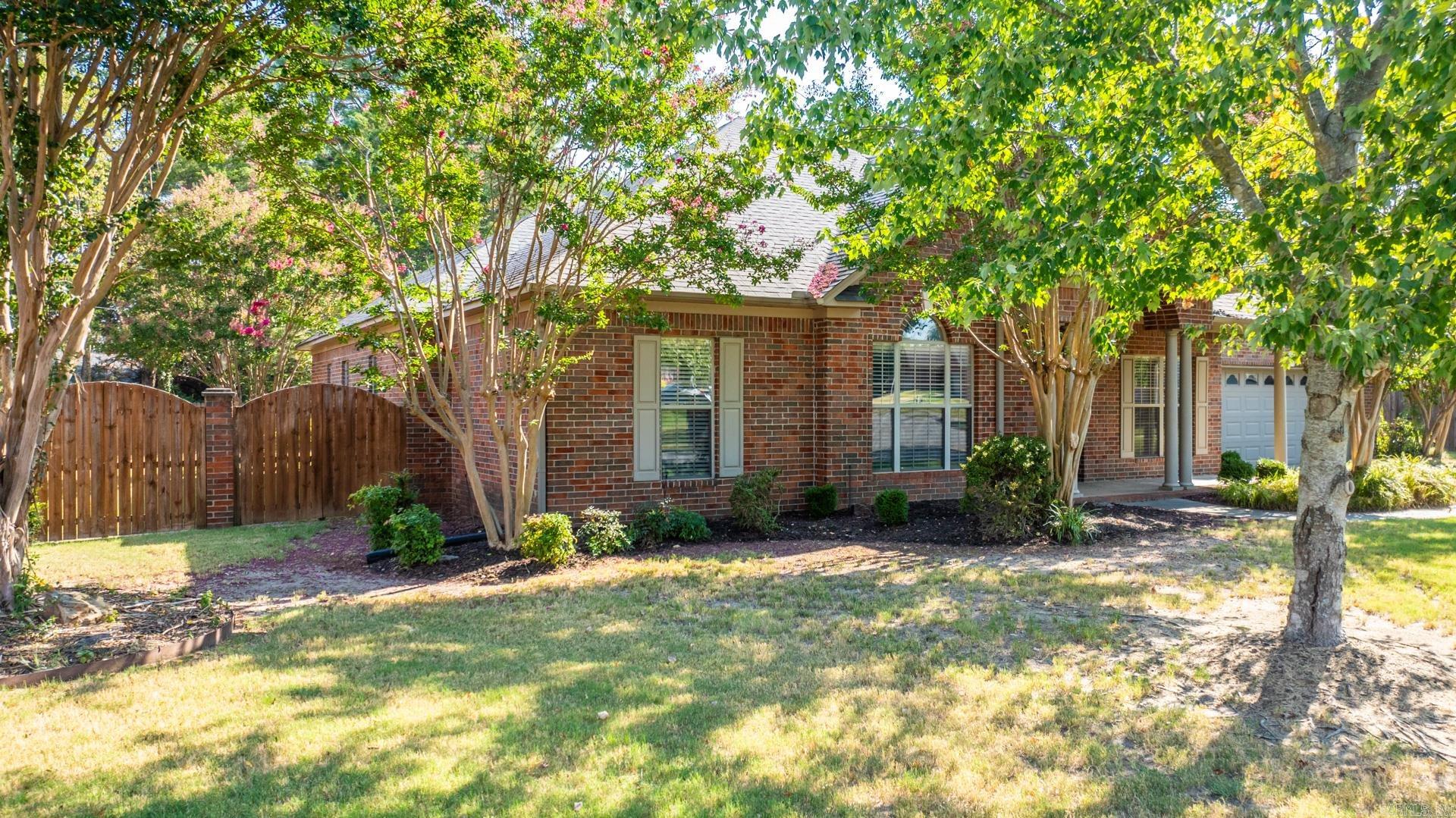 3300 Forsythia  Conway, AR