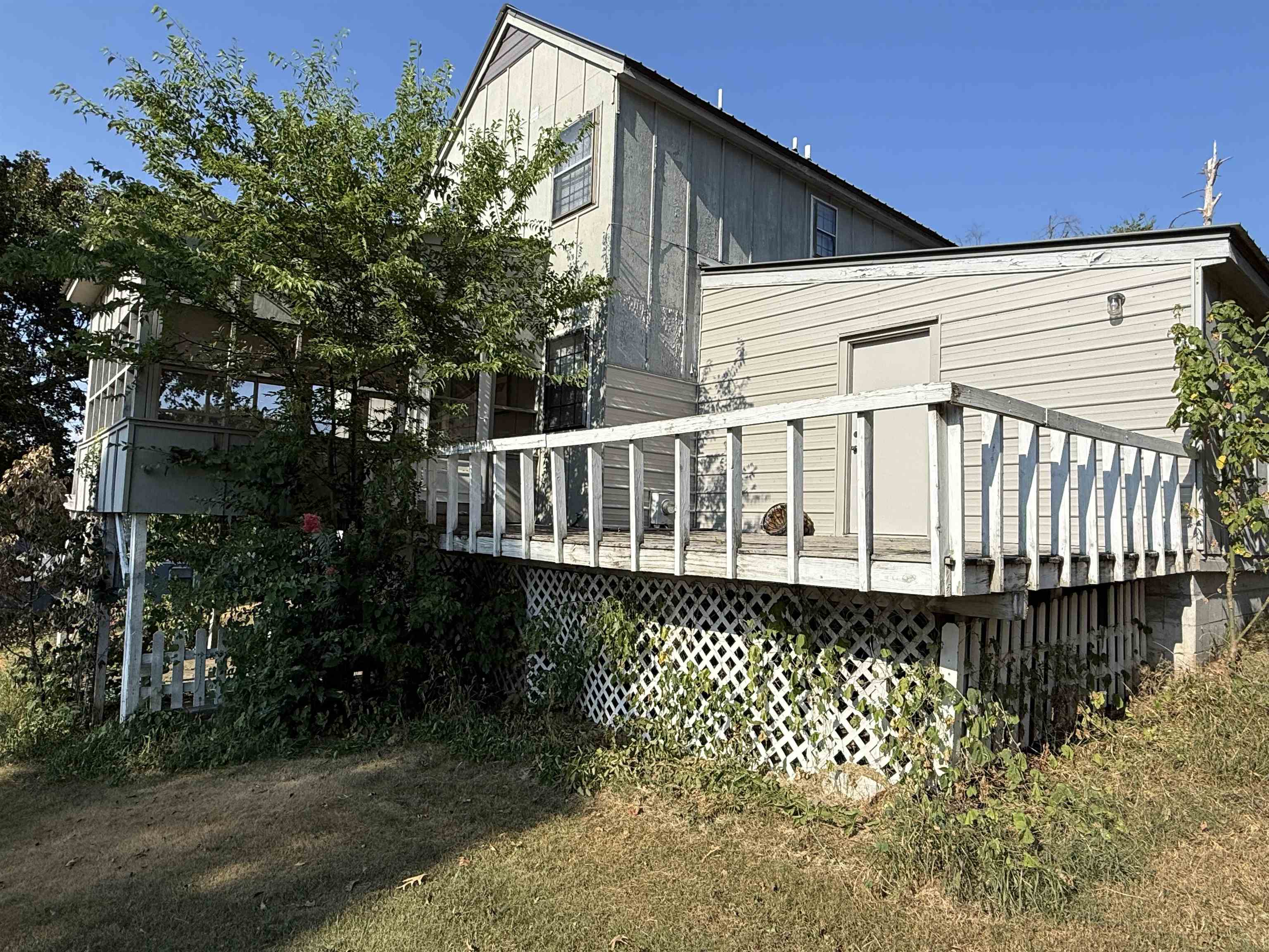 424 School St  Melbourne, AR
