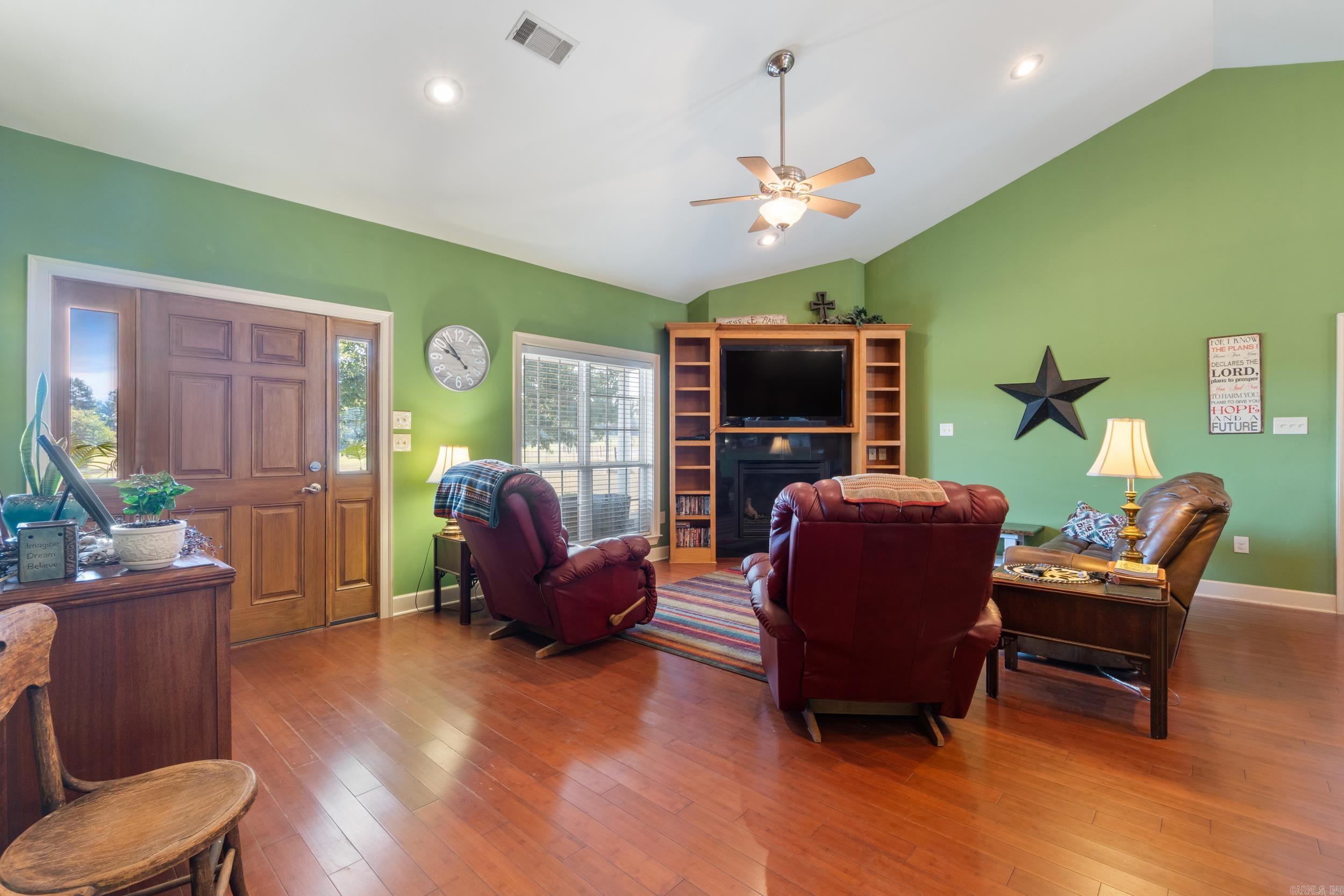 2053 Highway 124 Damascus, AR 72039