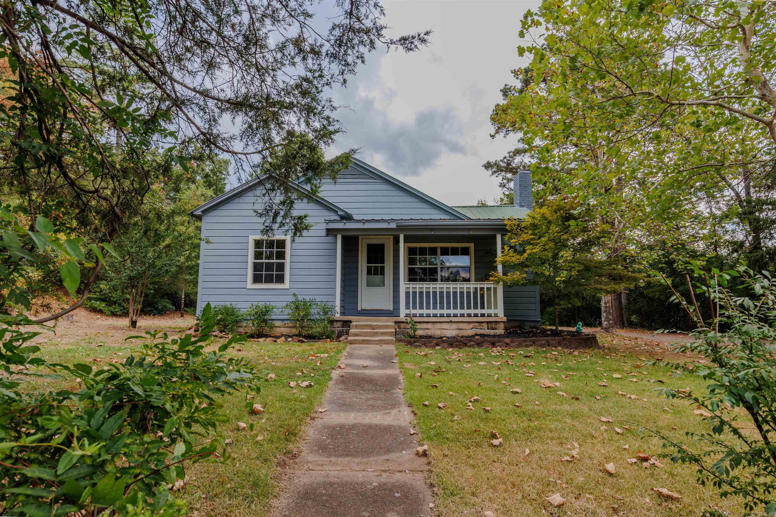316 N 4th  Perryville, AR