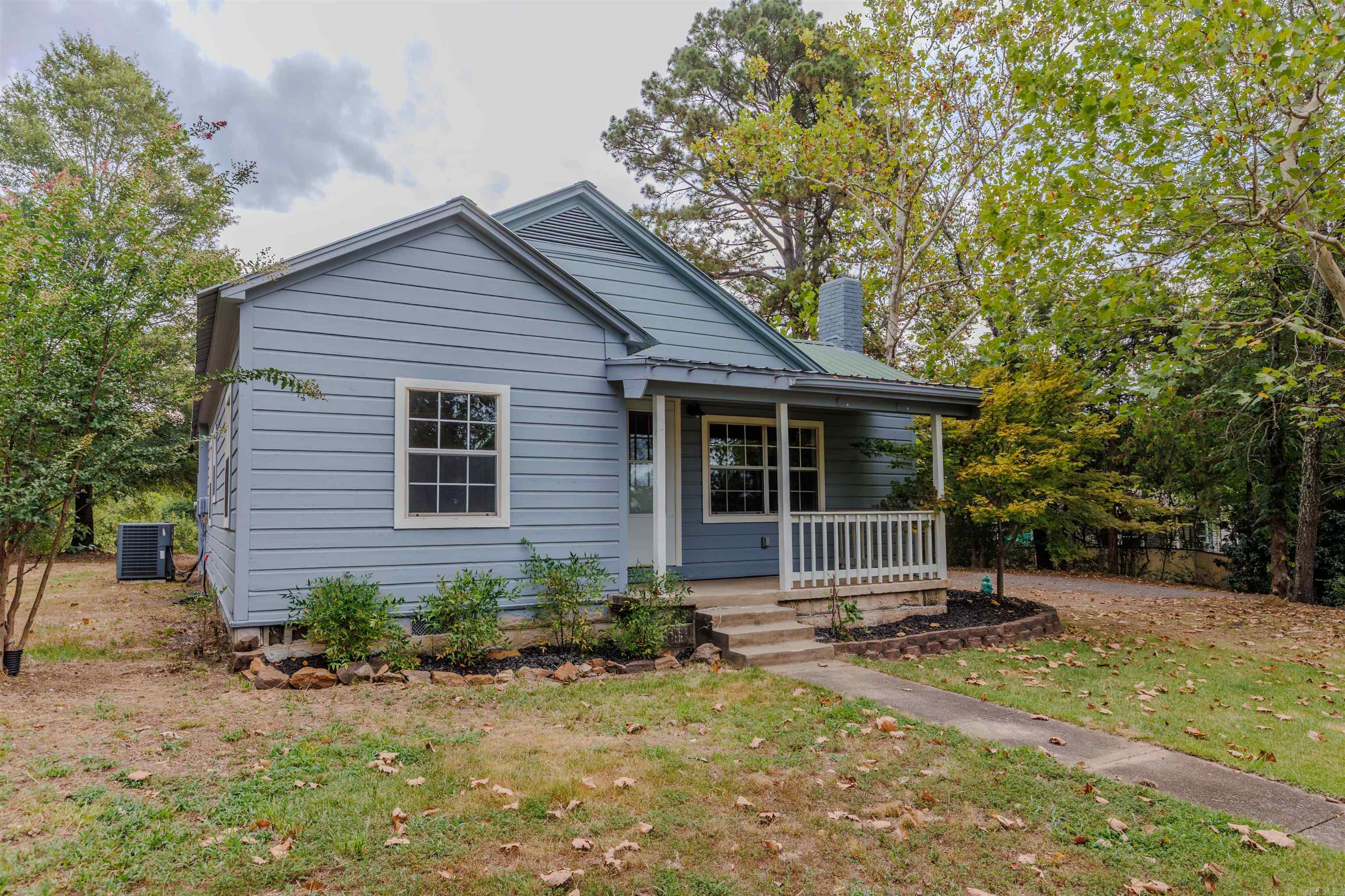 316 N 4th  Perryville, AR