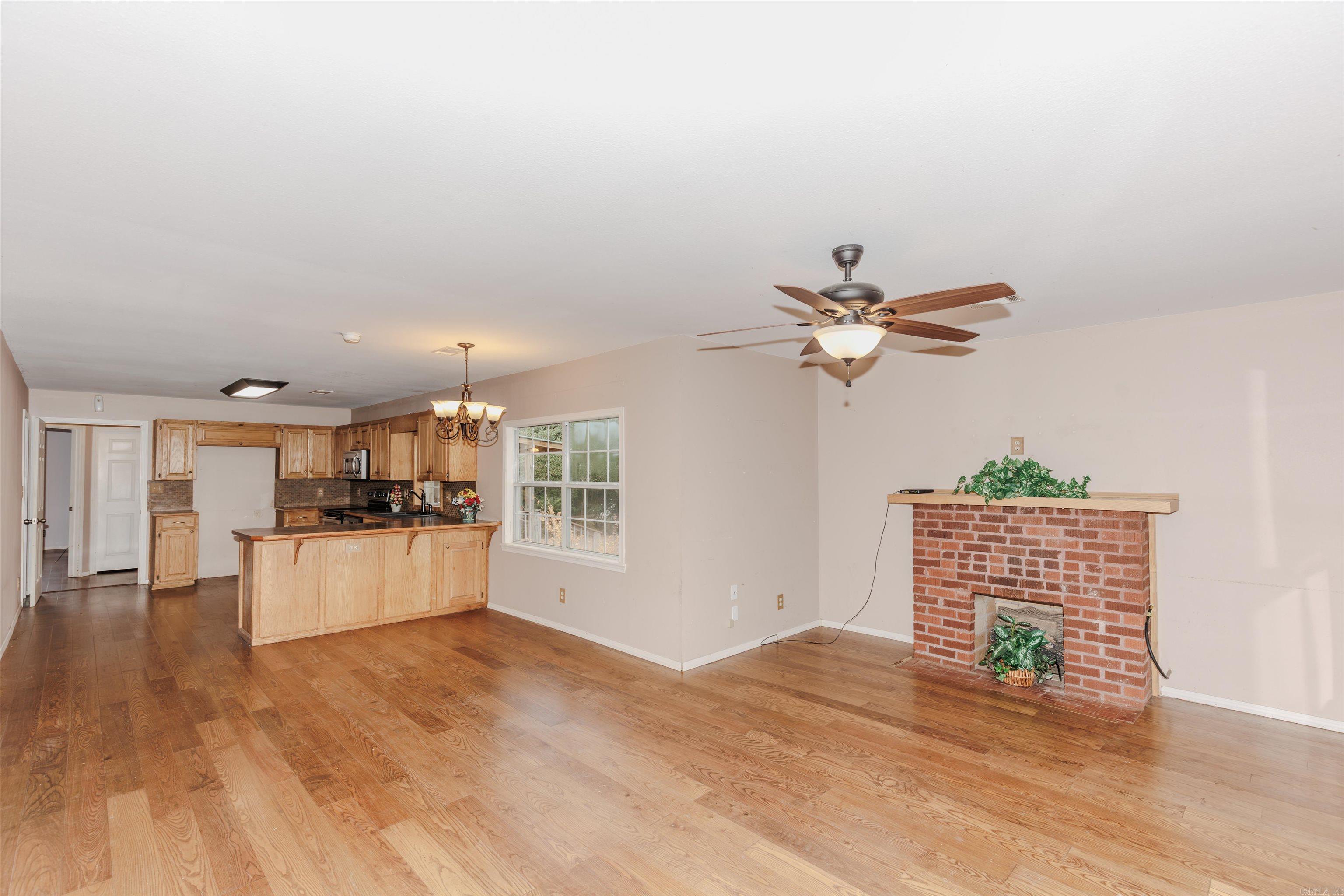 316 N 4th  Perryville, AR