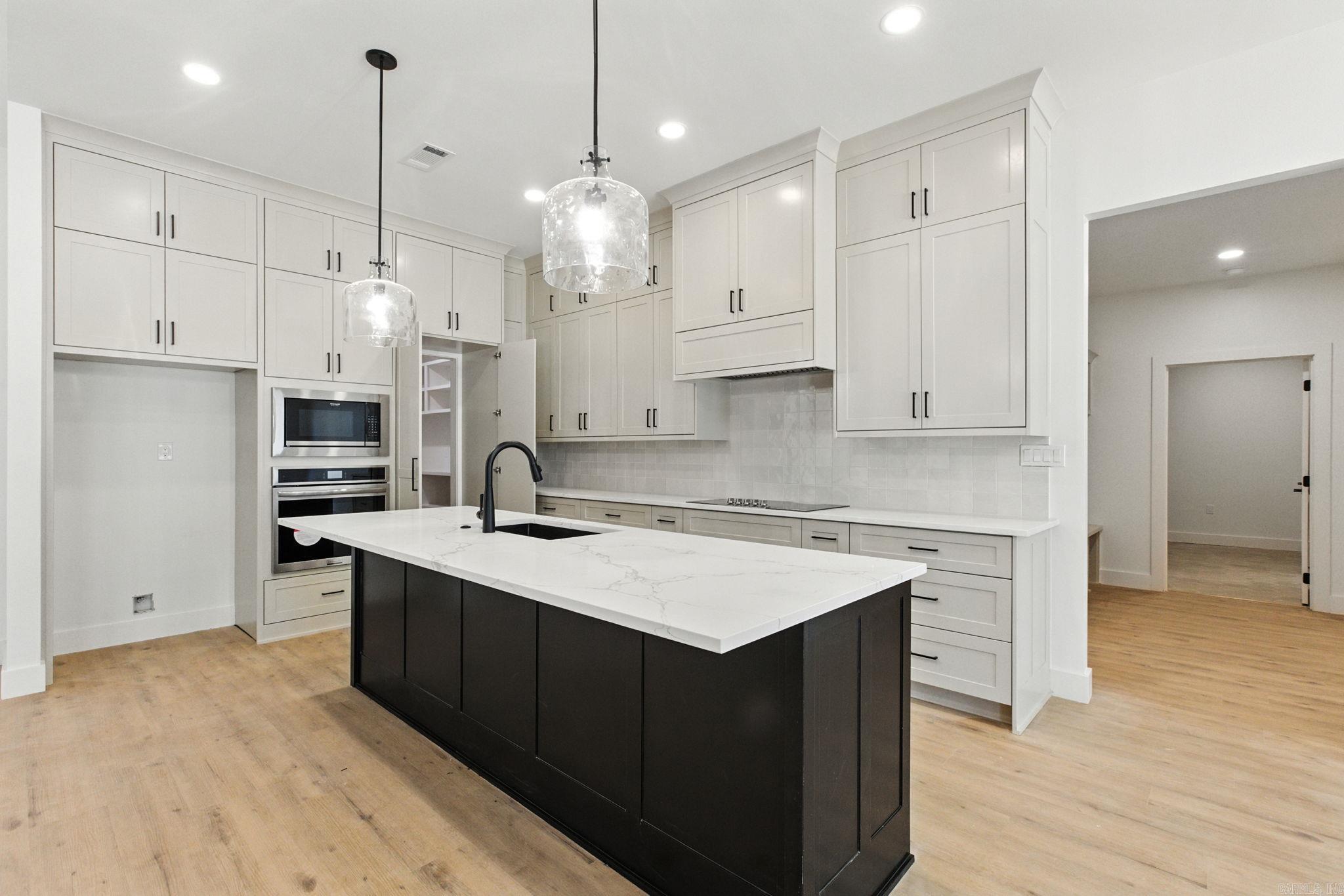 301 Abrielle  Benton, AR