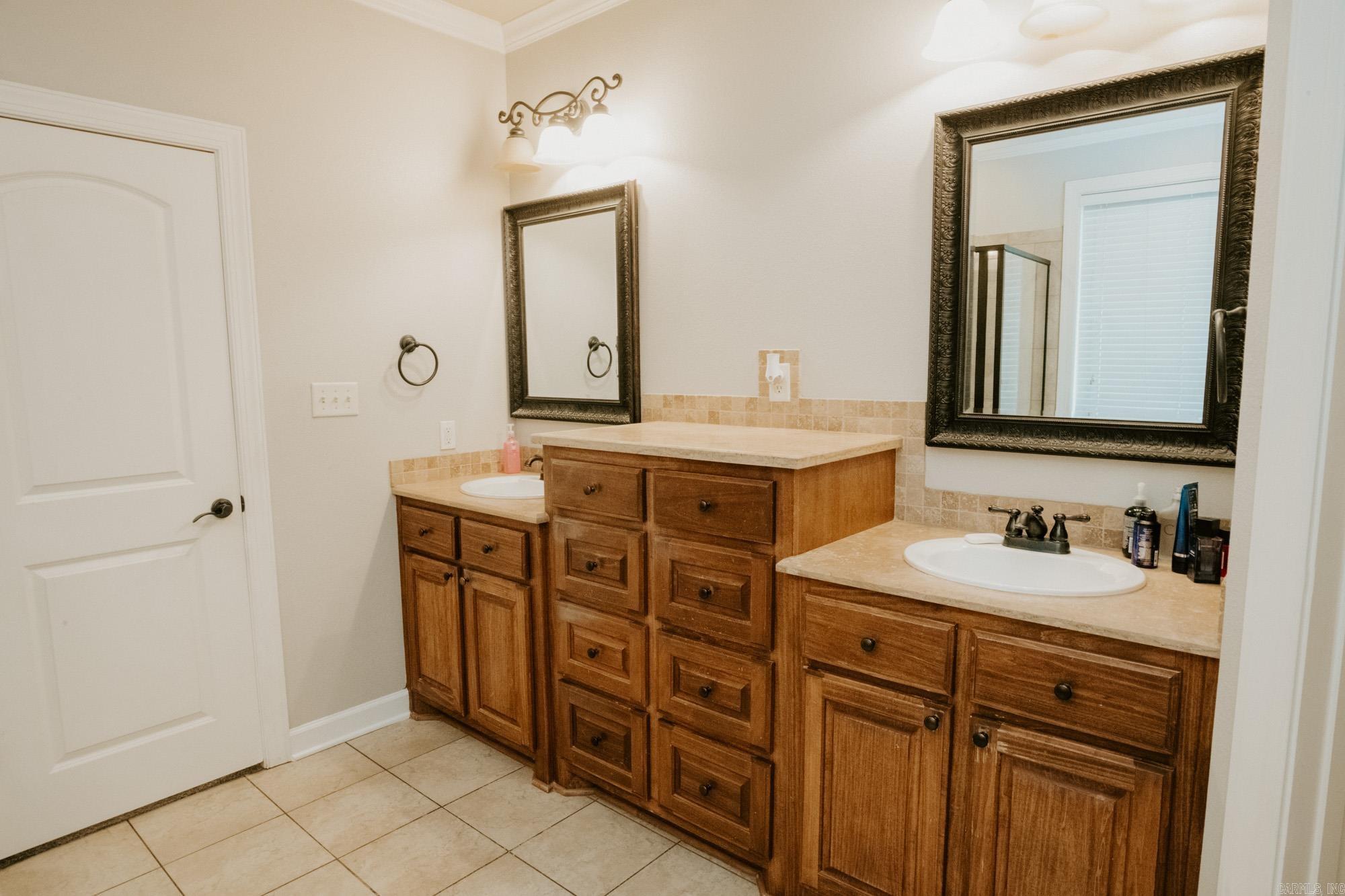 3908 Robinwood  Bryant, AR