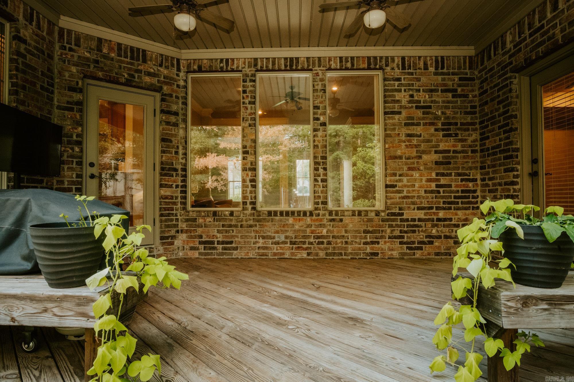 3908 Robinwood  Bryant, AR