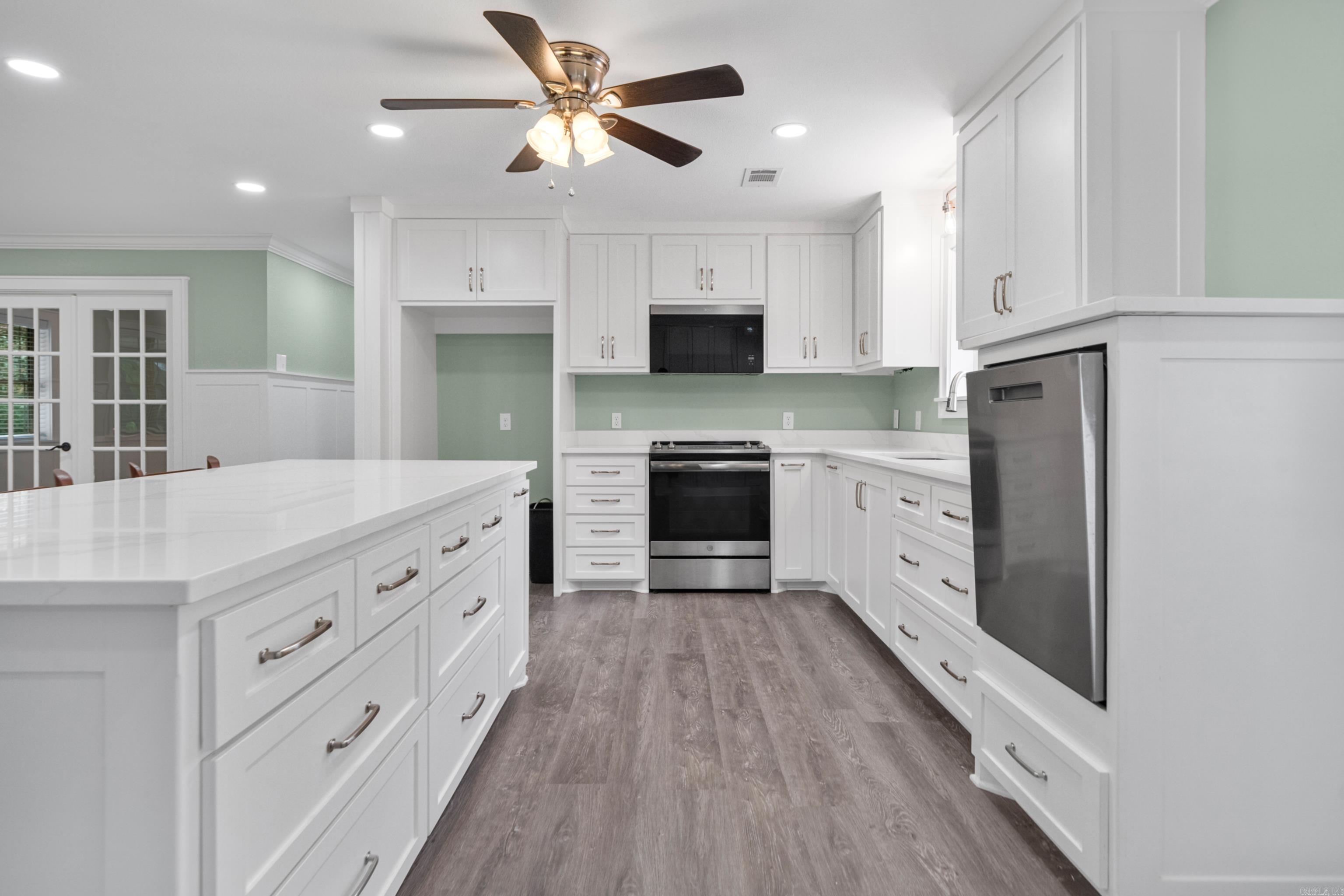 205 Lakeside  Hot Springs, AR