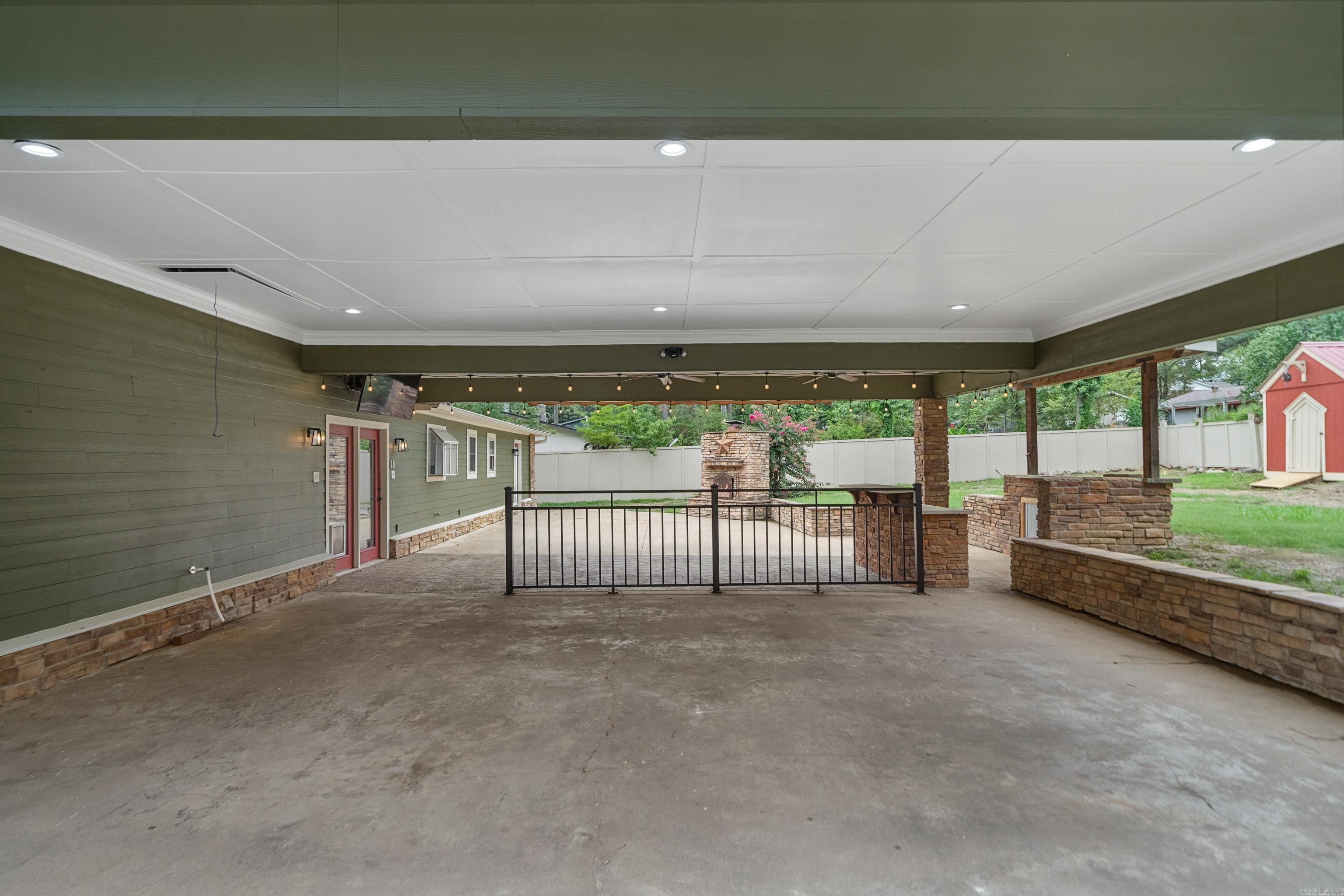 205 Lakeside  Hot Springs, AR