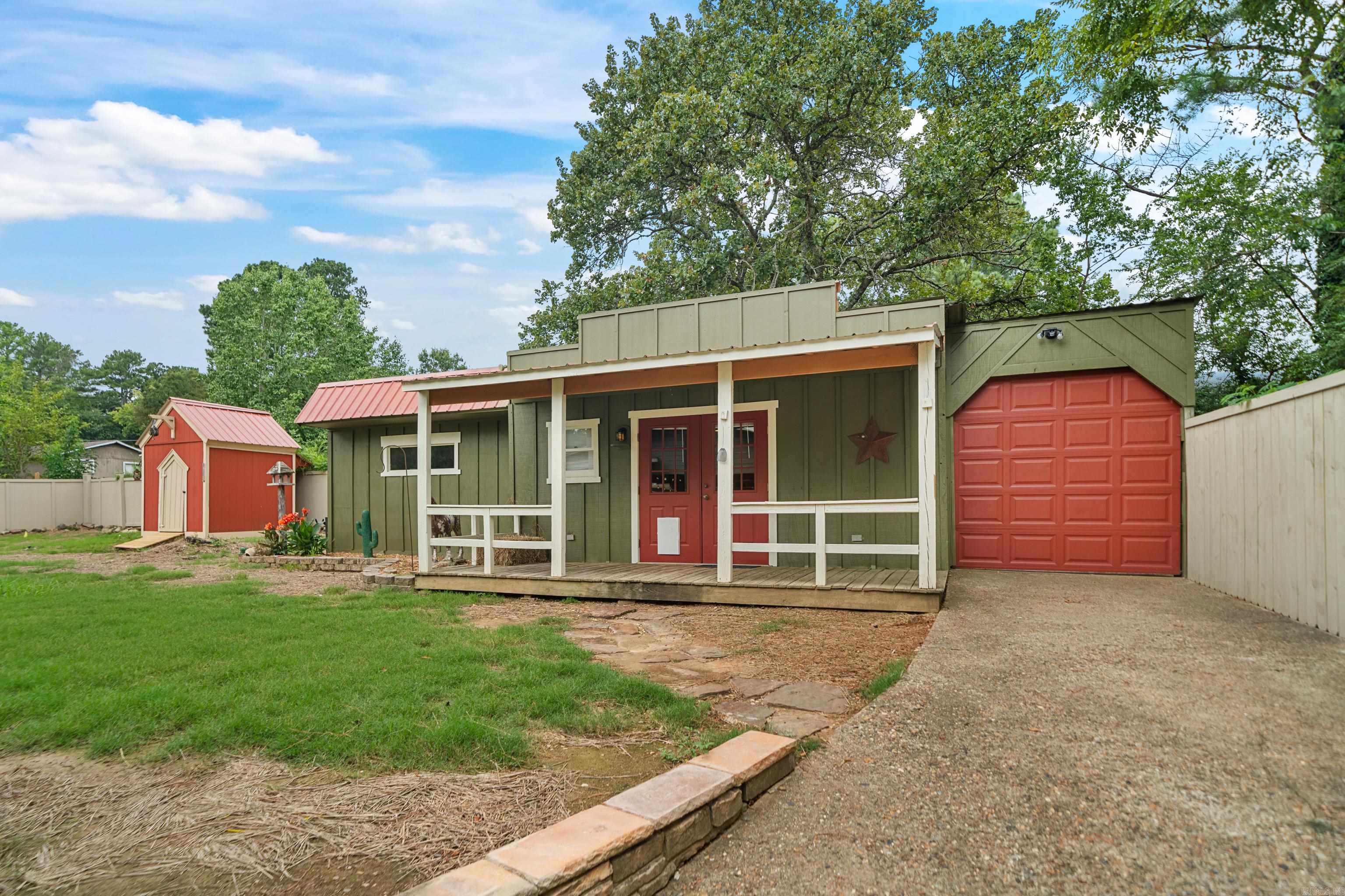 205 Lakeside  Hot Springs, AR