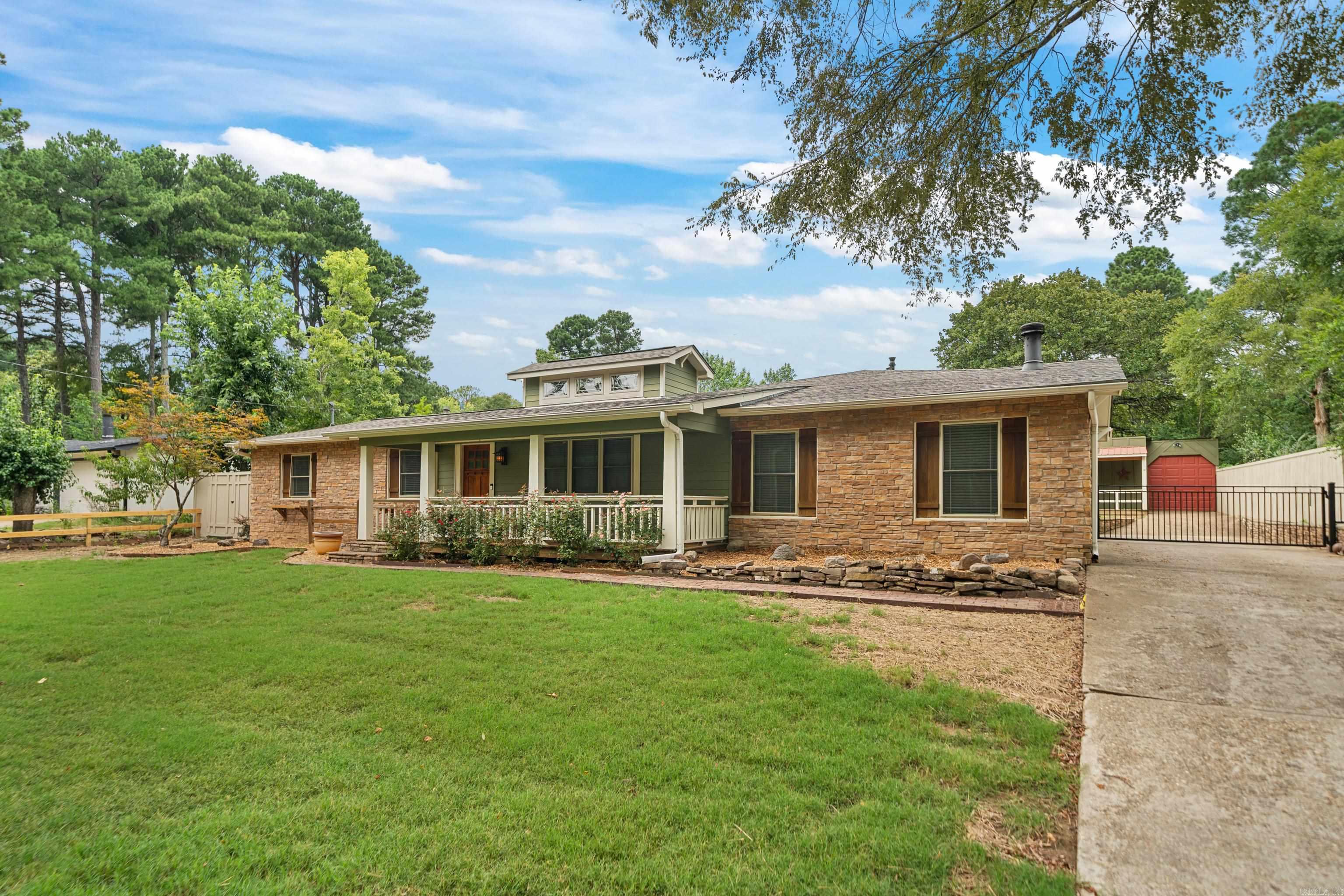 205 Lakeside  Hot Springs, AR