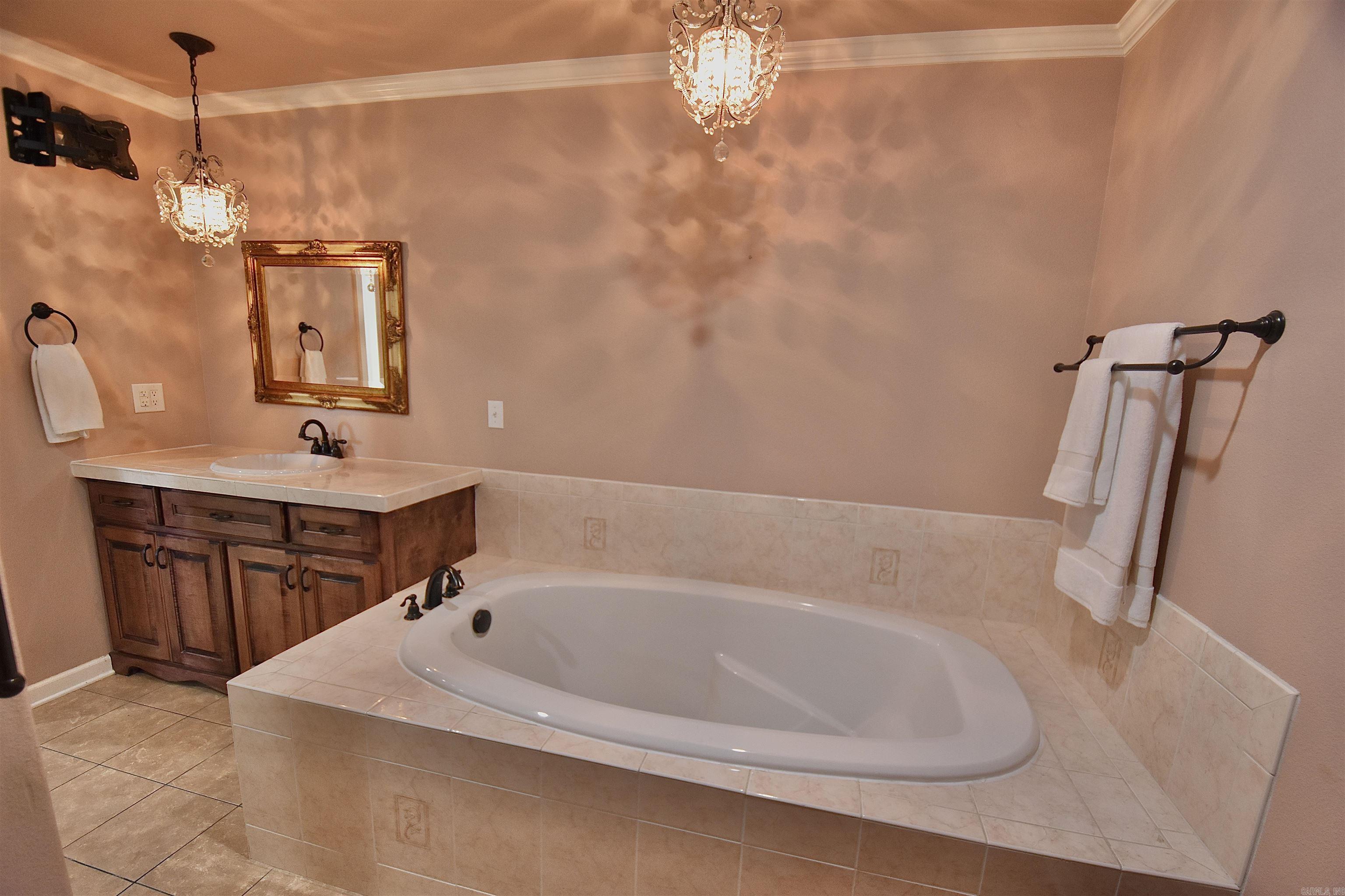 140 Tanglewood  Hot Springs, AR