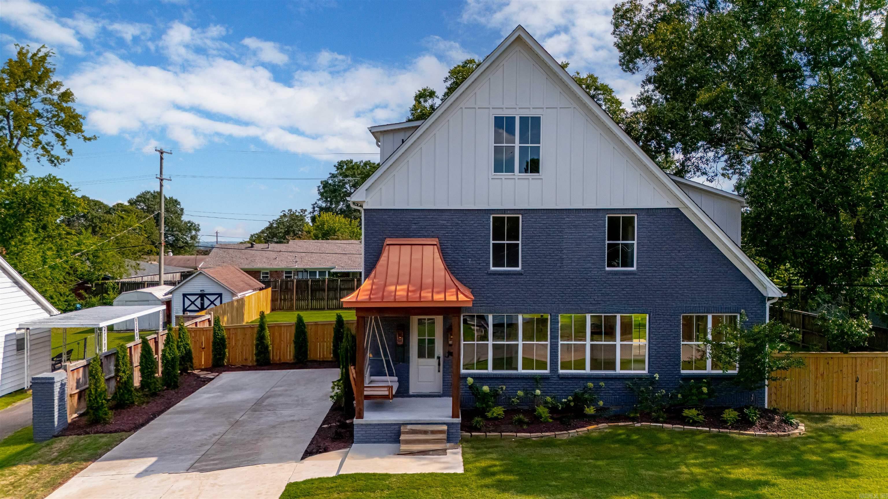 524 W B Ave  North Little Rock, AR