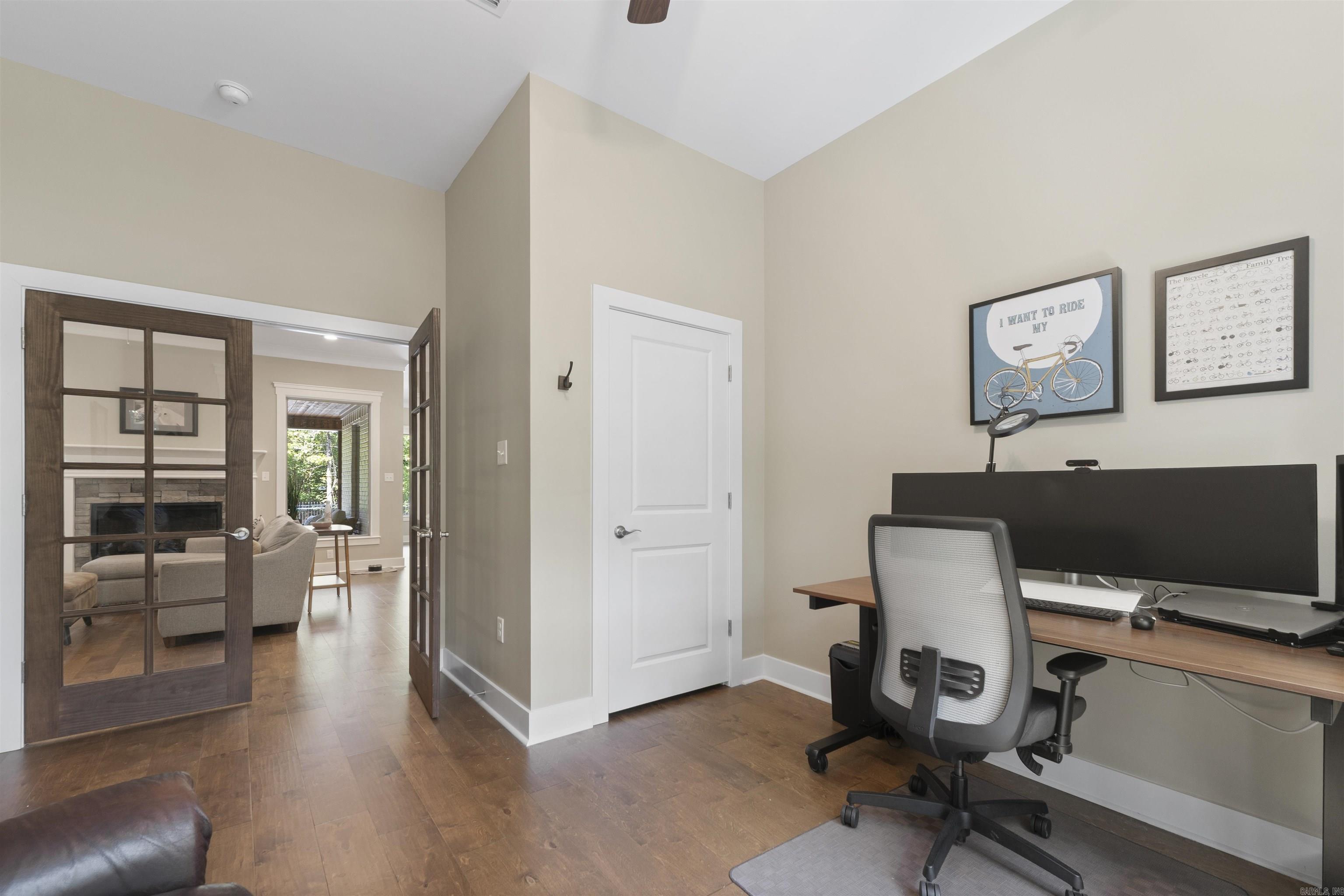 809 Carbondale  Little Rock, AR