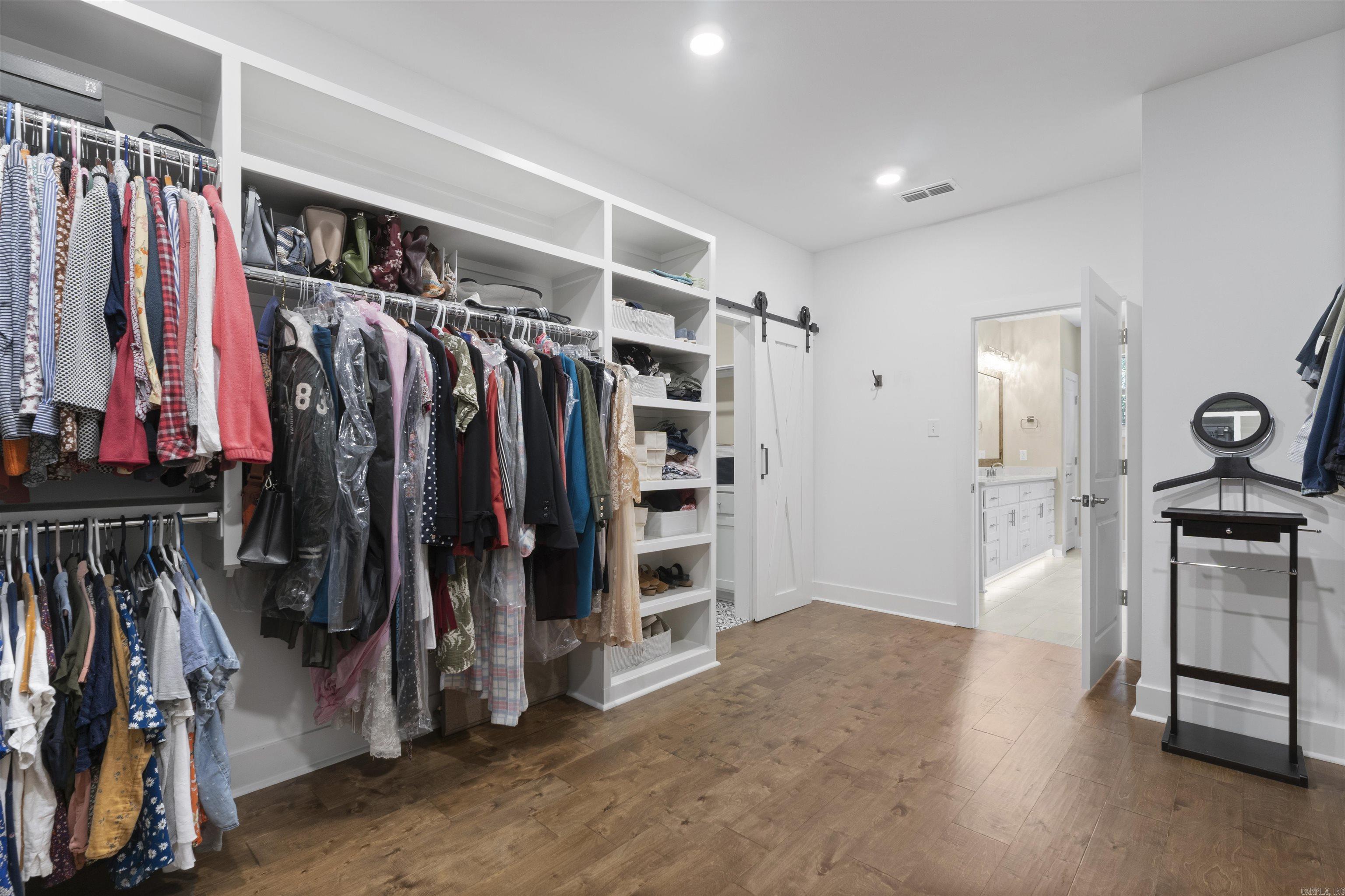809 Carbondale  Little Rock, AR