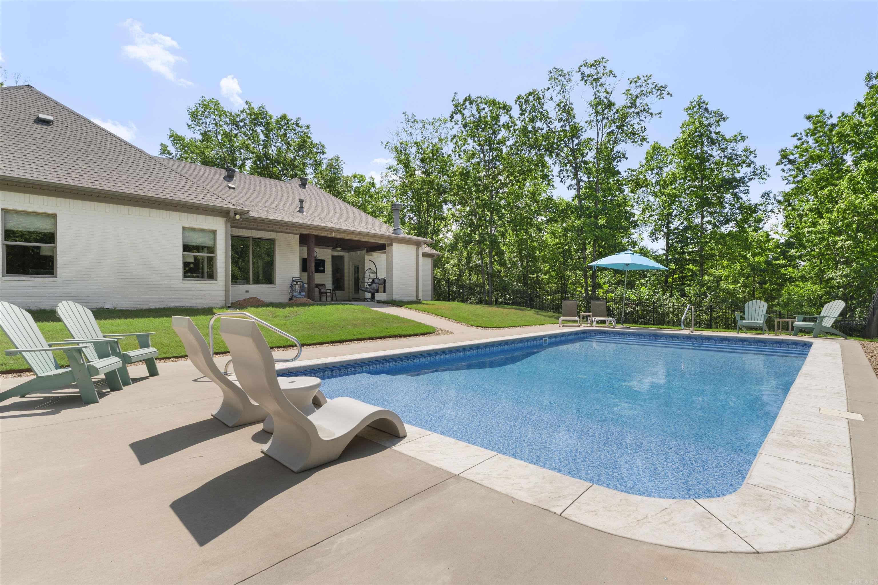 809 Carbondale  Little Rock, AR