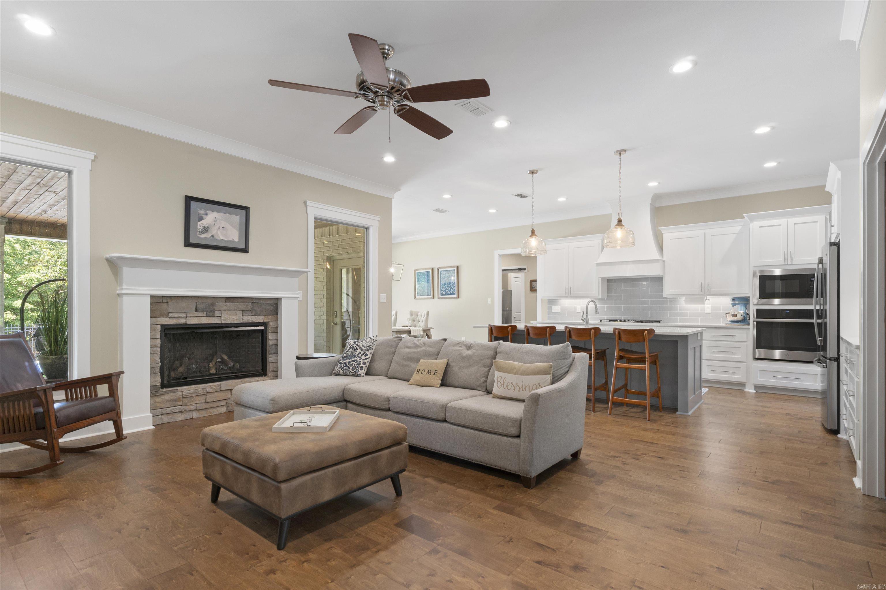 809 Carbondale  Little Rock, AR