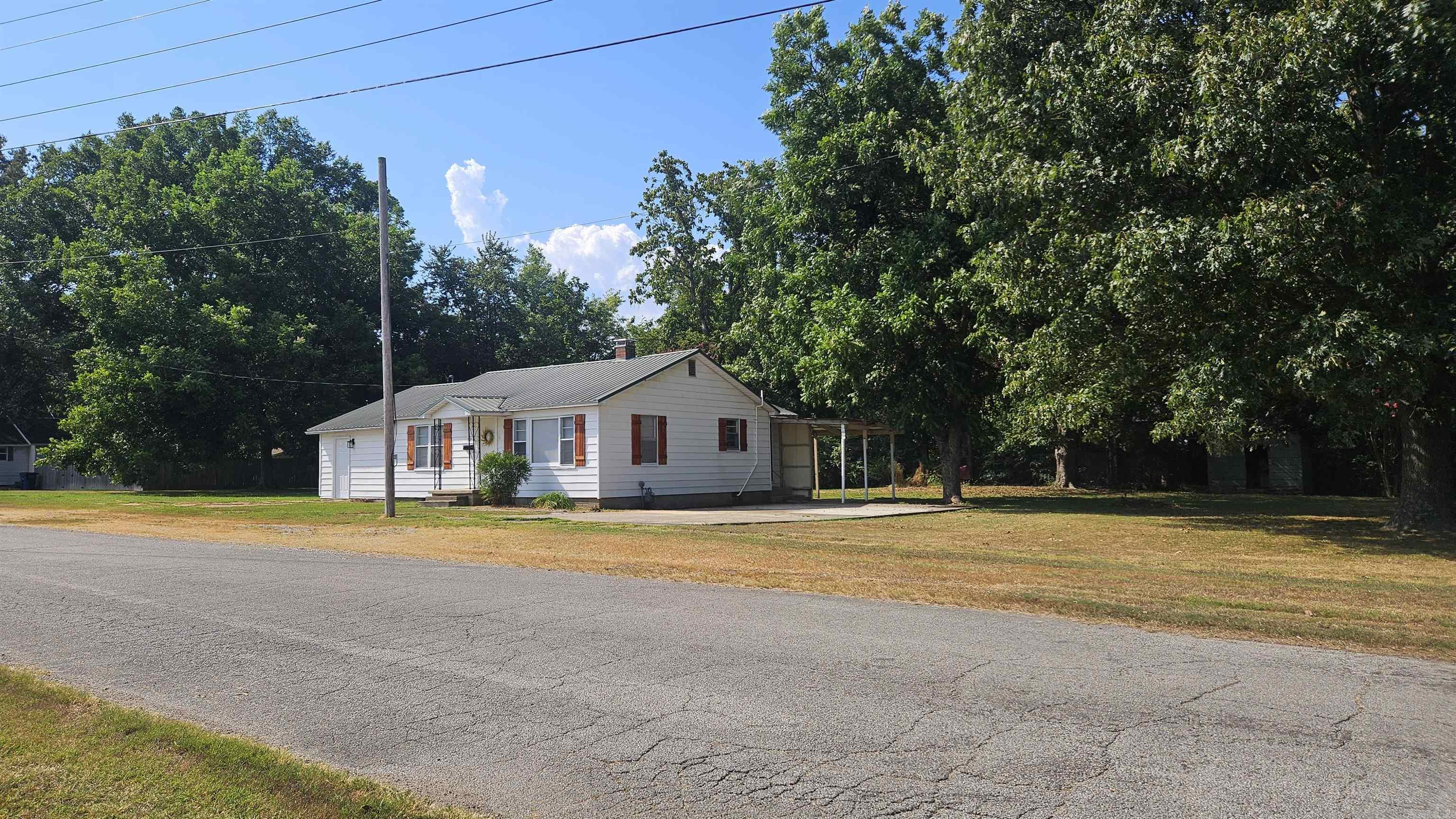 115 E 2Nd St  Rector, AR