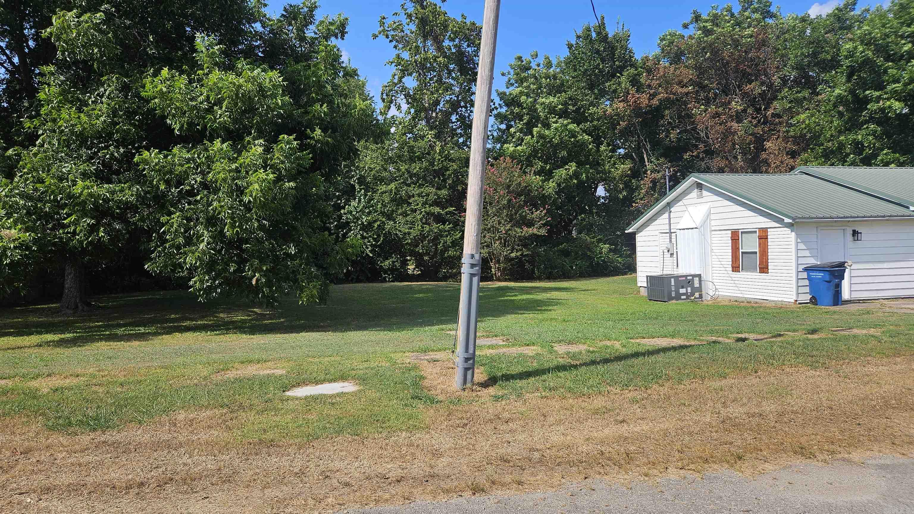 115 E 2Nd St  Rector, AR