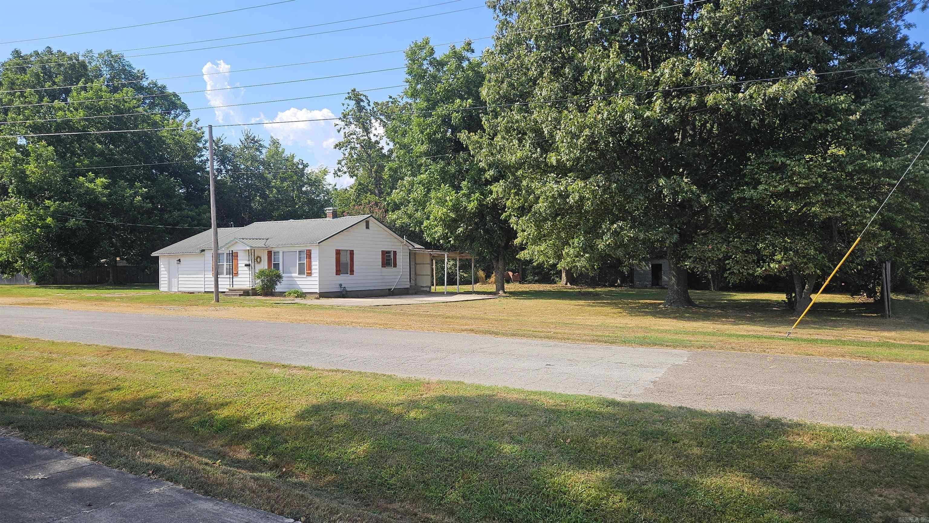 115 E 2Nd St  Rector, AR