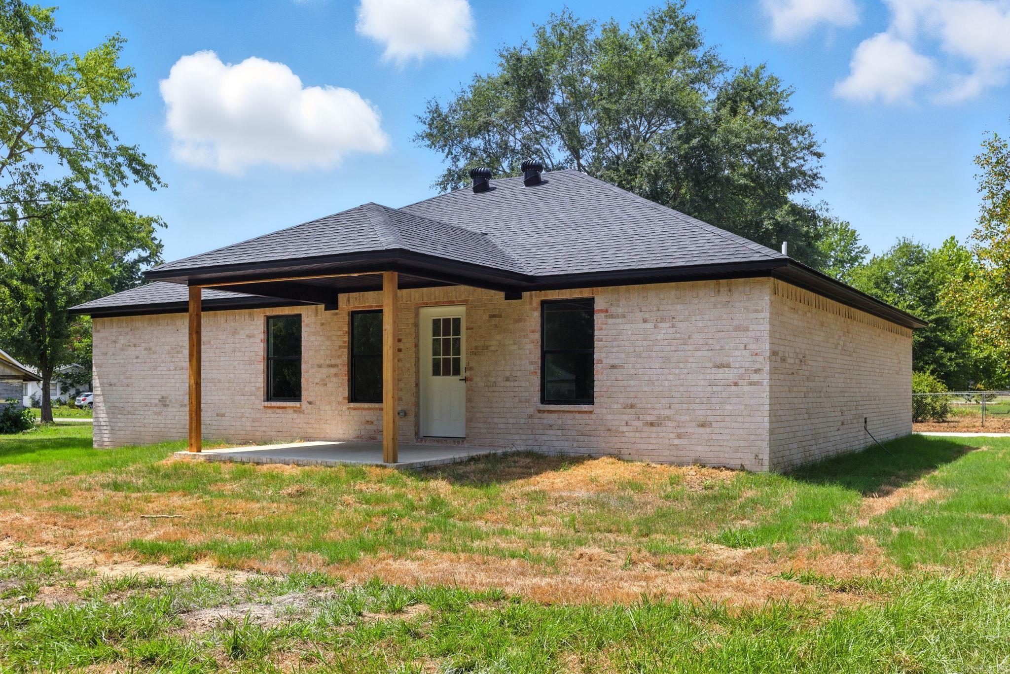 410 N Cedar St  Beebe, AR