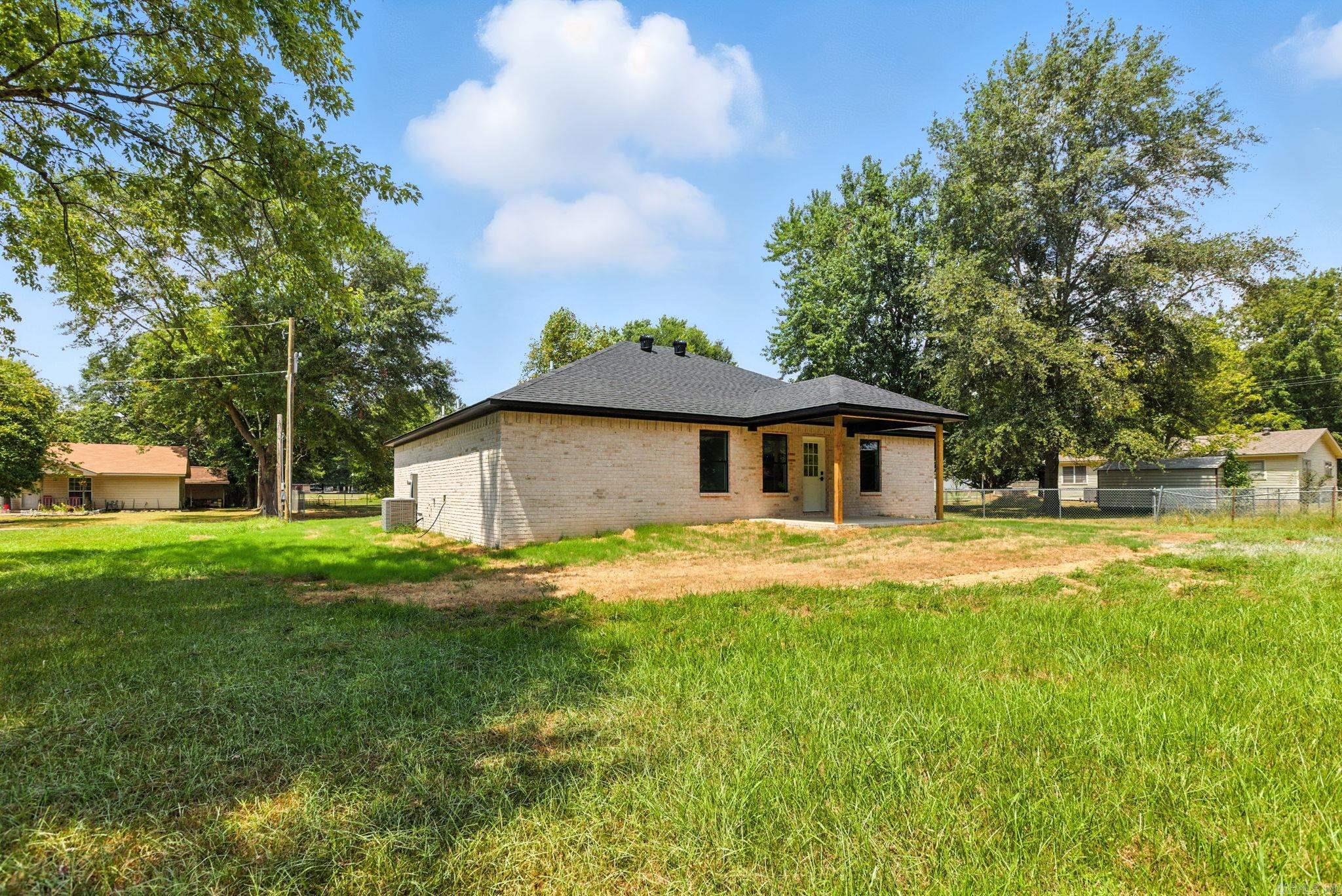 410 N Cedar St  Beebe, AR