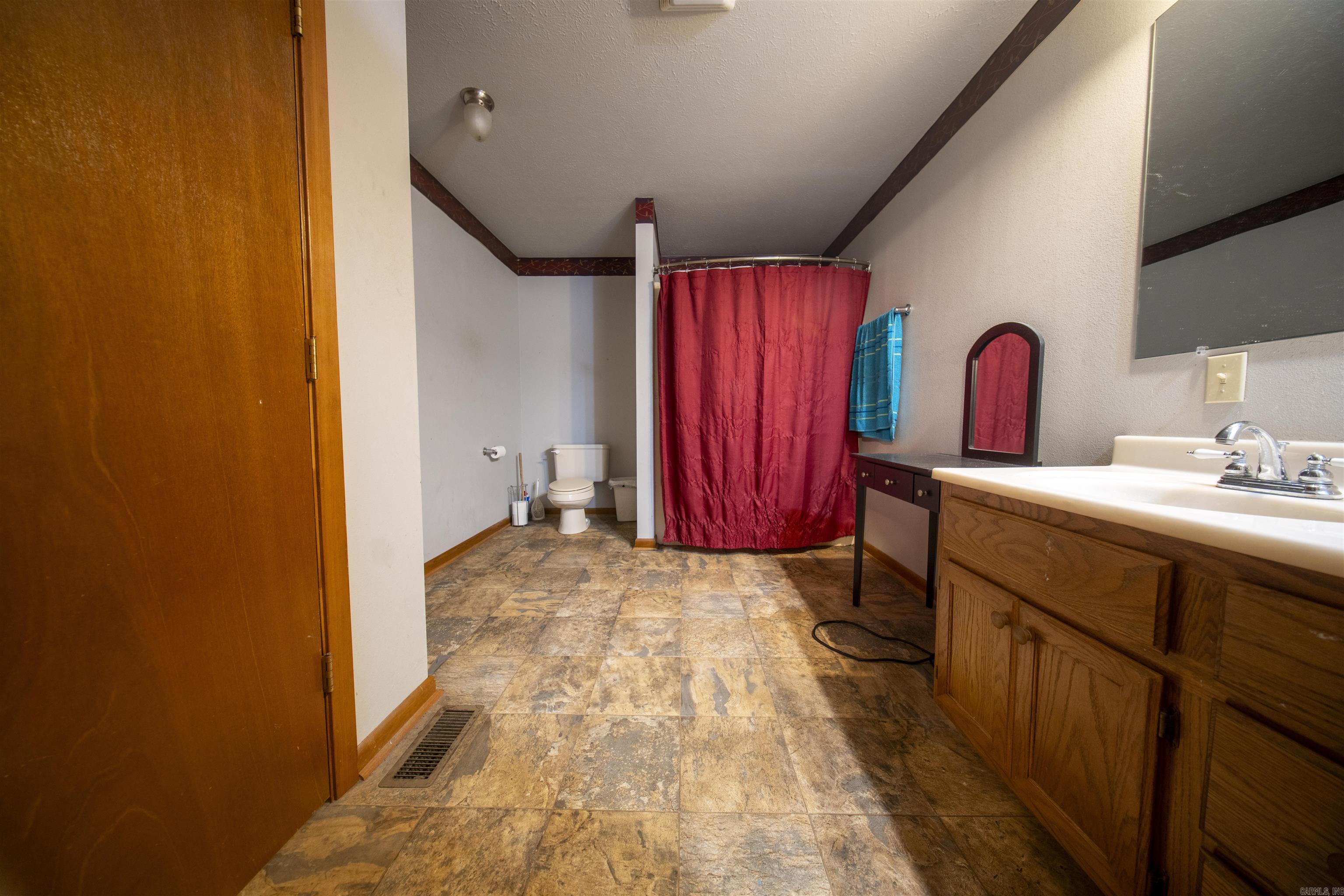 121 Arkansas Ave.  Rose Bud, AR