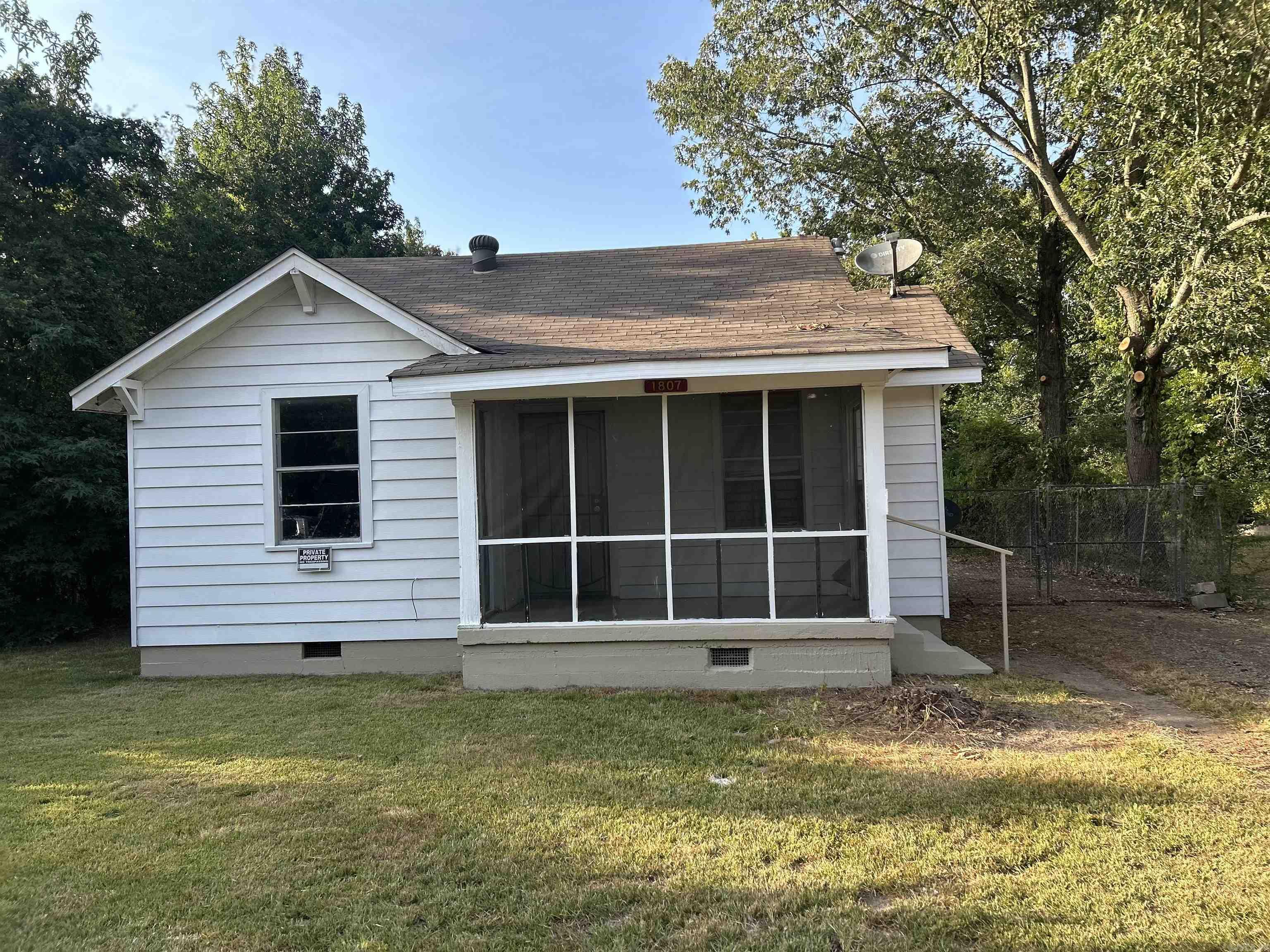 1807 W 27th Ave  Pine Bluff, AR