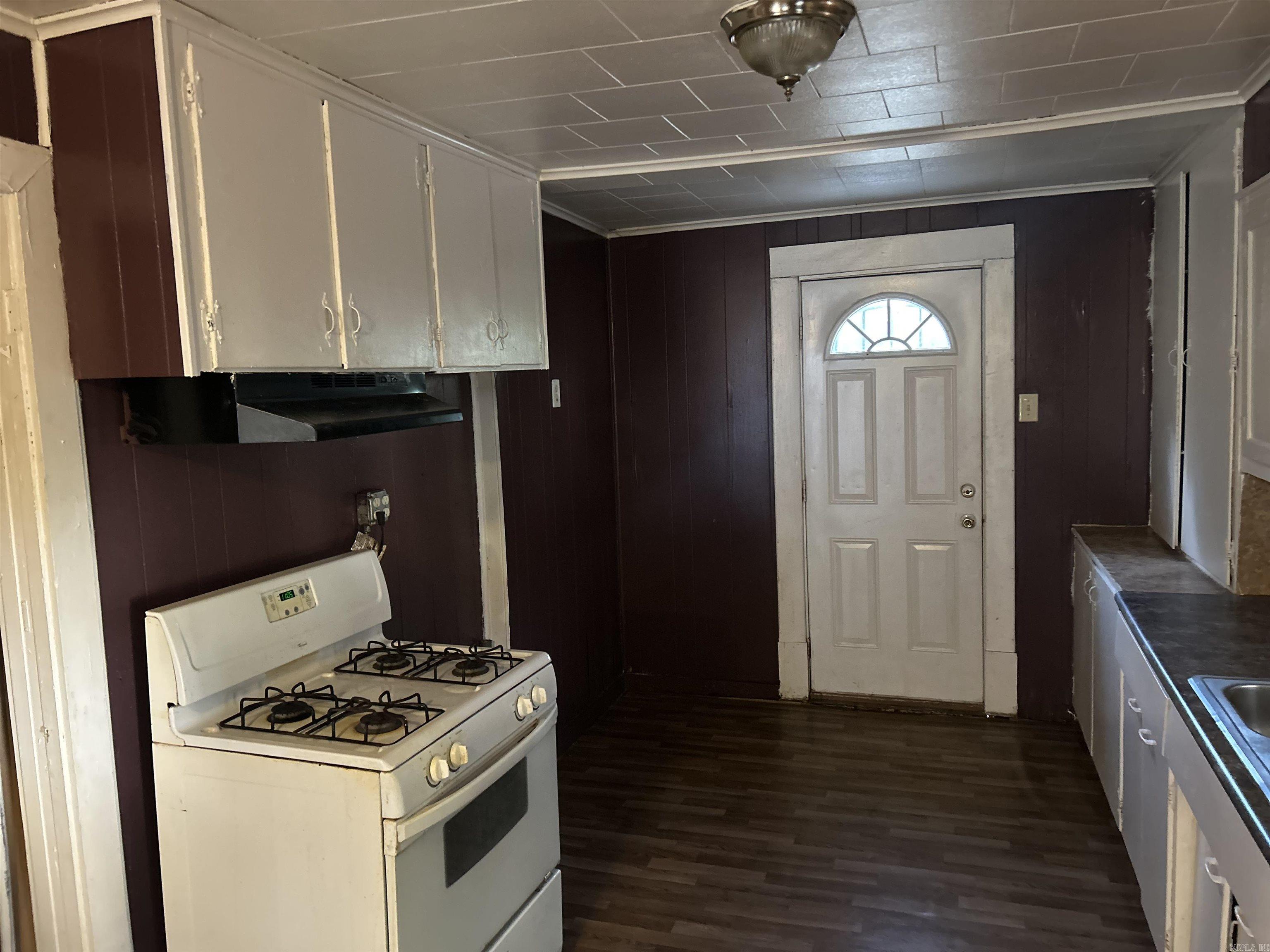 1807 W 27th Ave  Pine Bluff, AR
