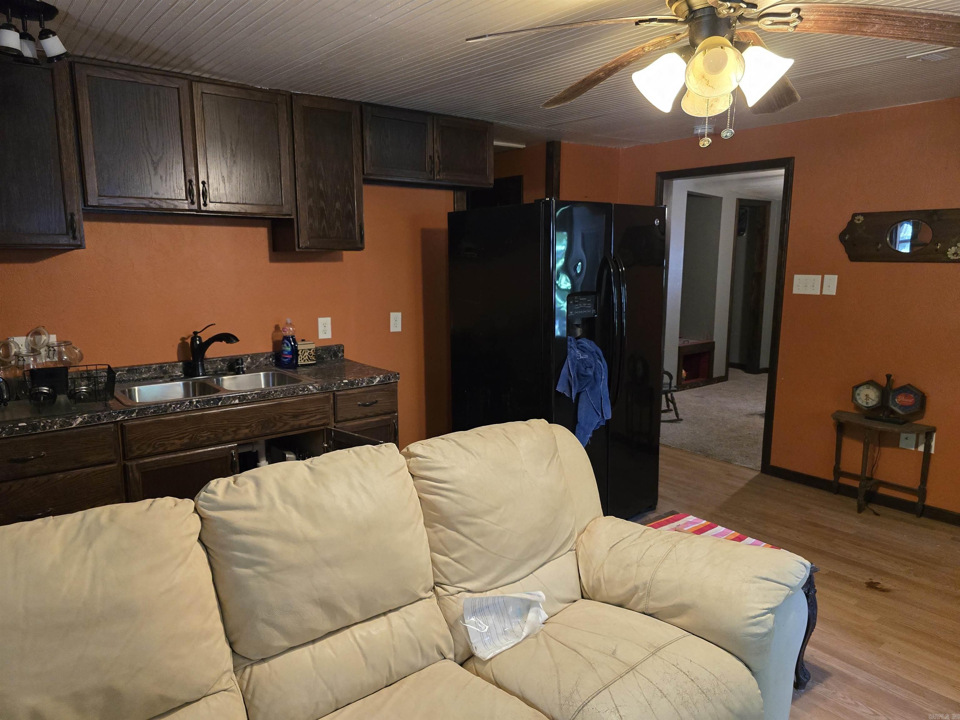 2732 Mitchell Road  Mountain View, AR