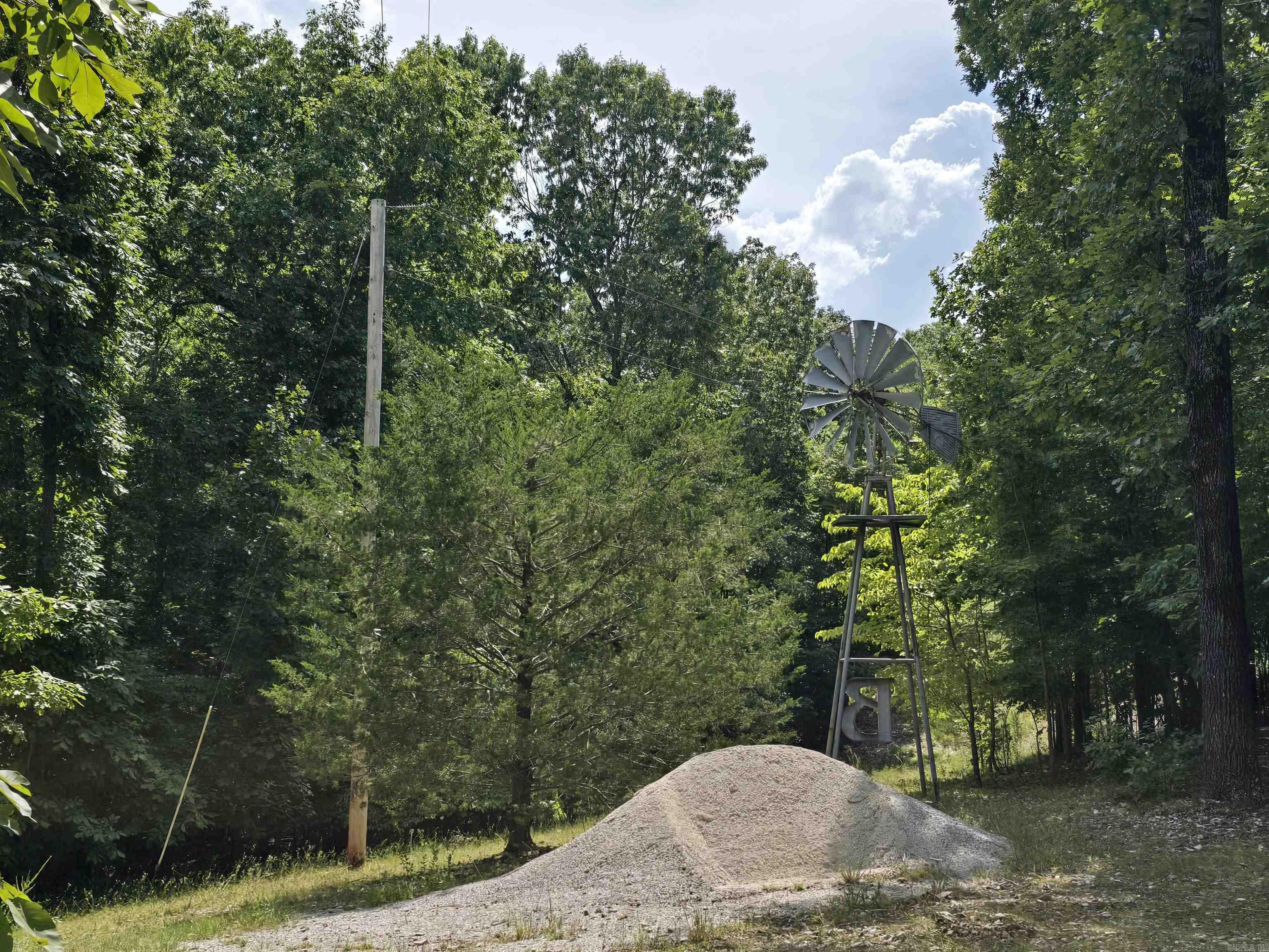 2732 Mitchell Road  Mountain View, AR
