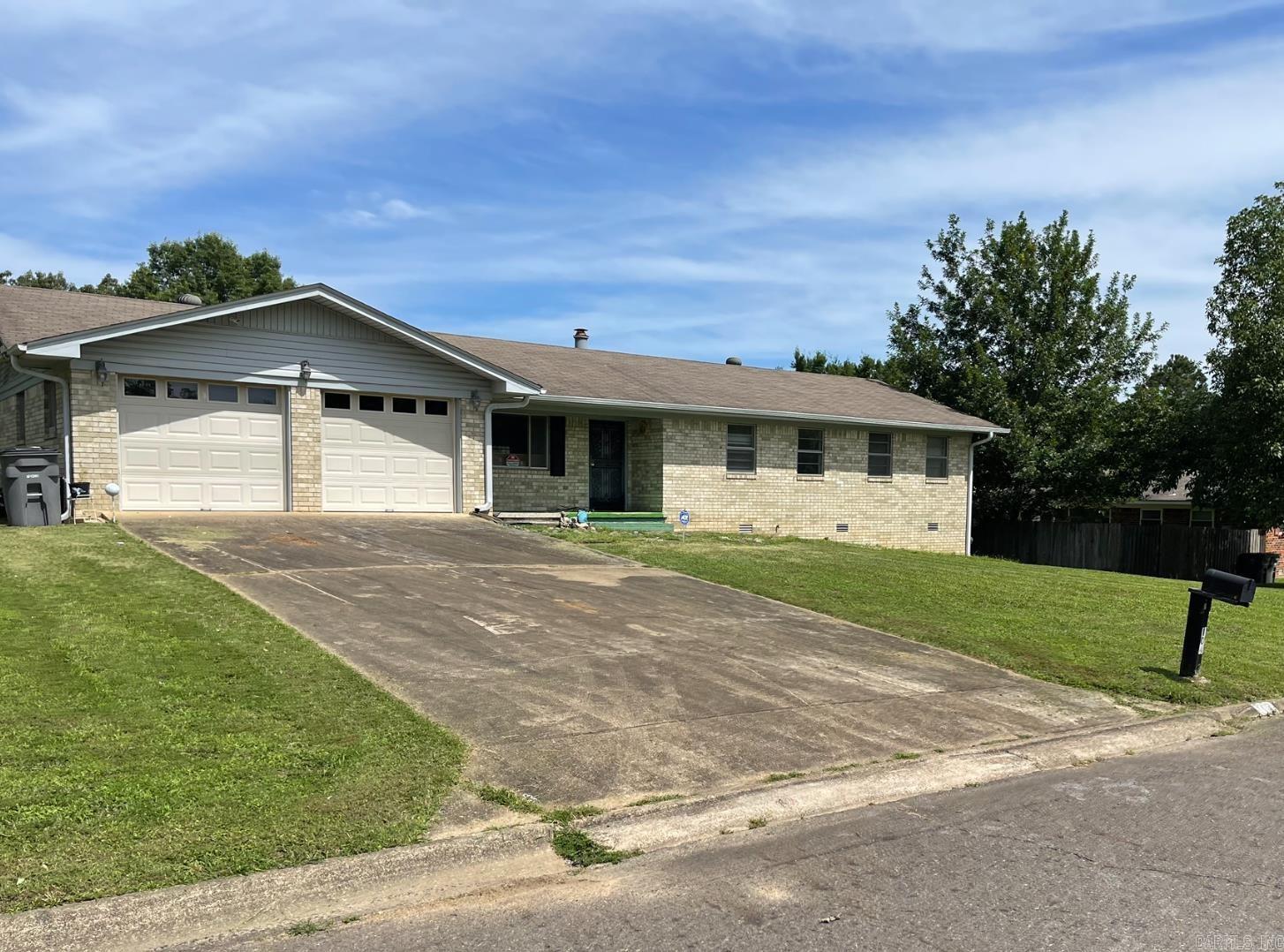 104 Torrey  Hot Springs, AR