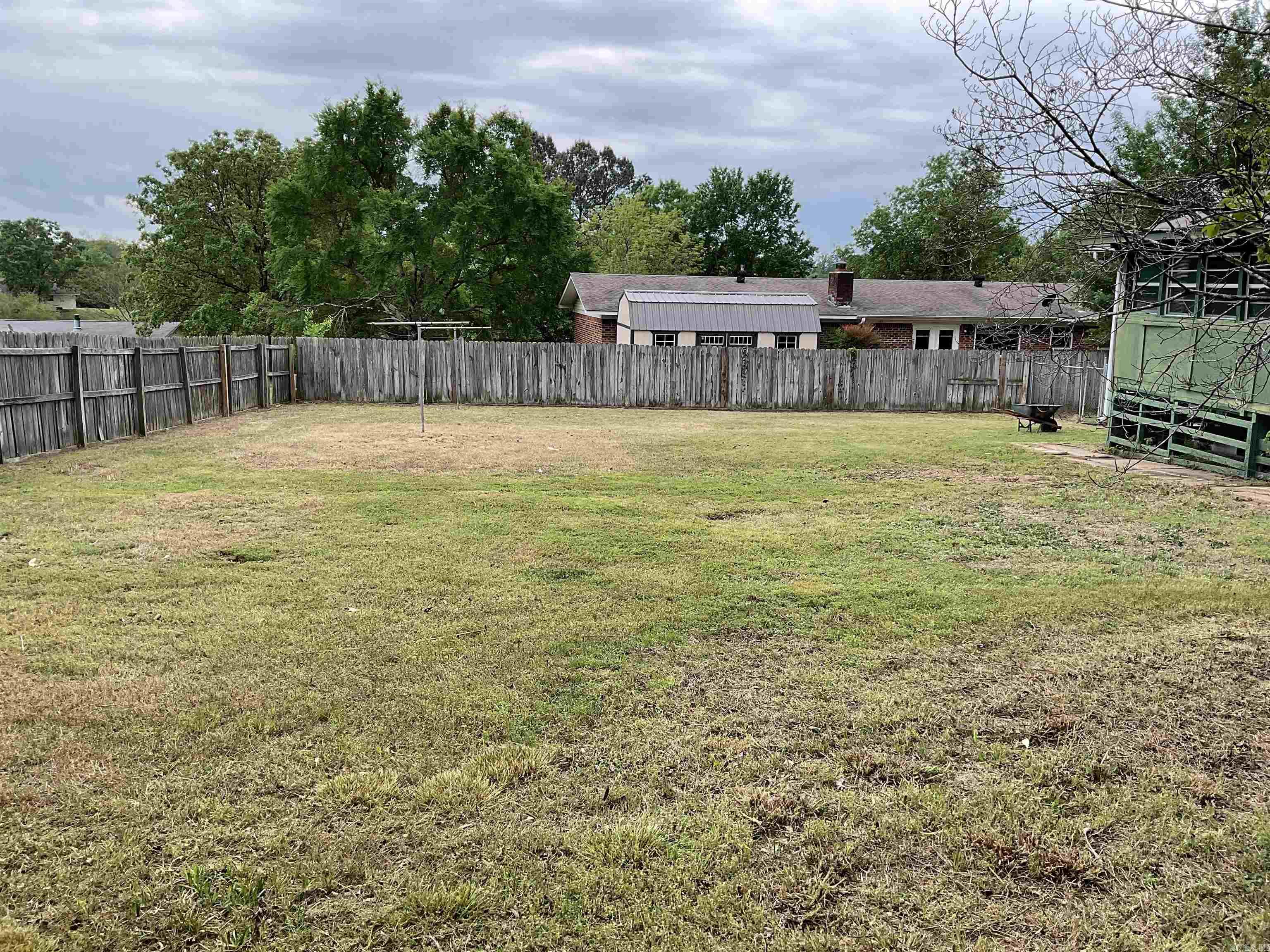 104 Torrey  Hot Springs, AR