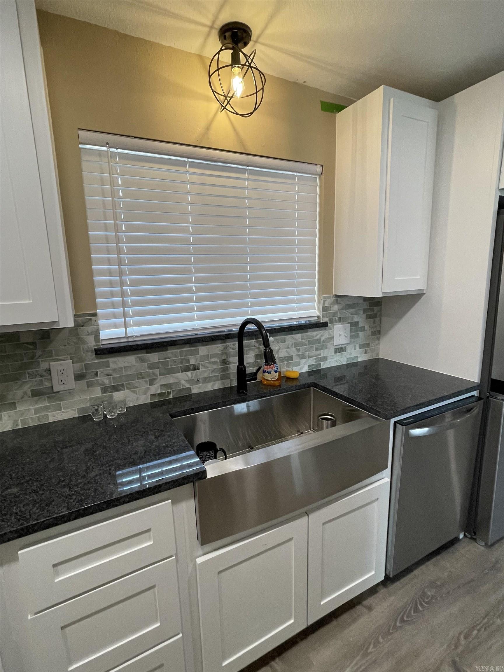 104 Torrey  Hot Springs, AR