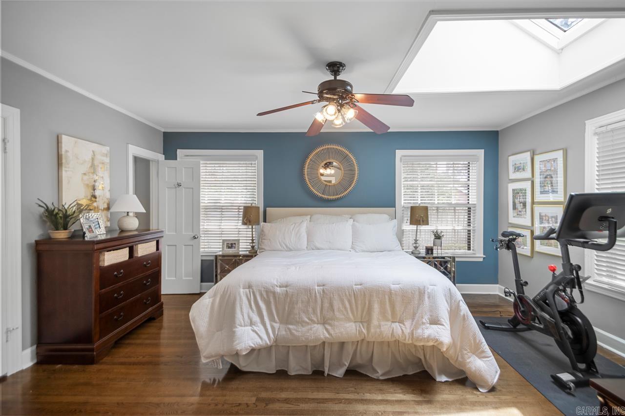 6523 Cantrell  Little Rock, AR
