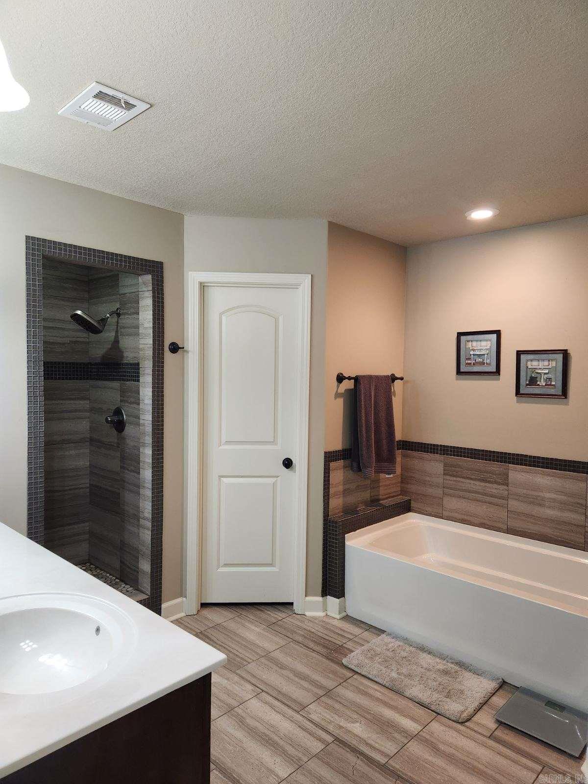 1501 David  Harrisburg, AR
